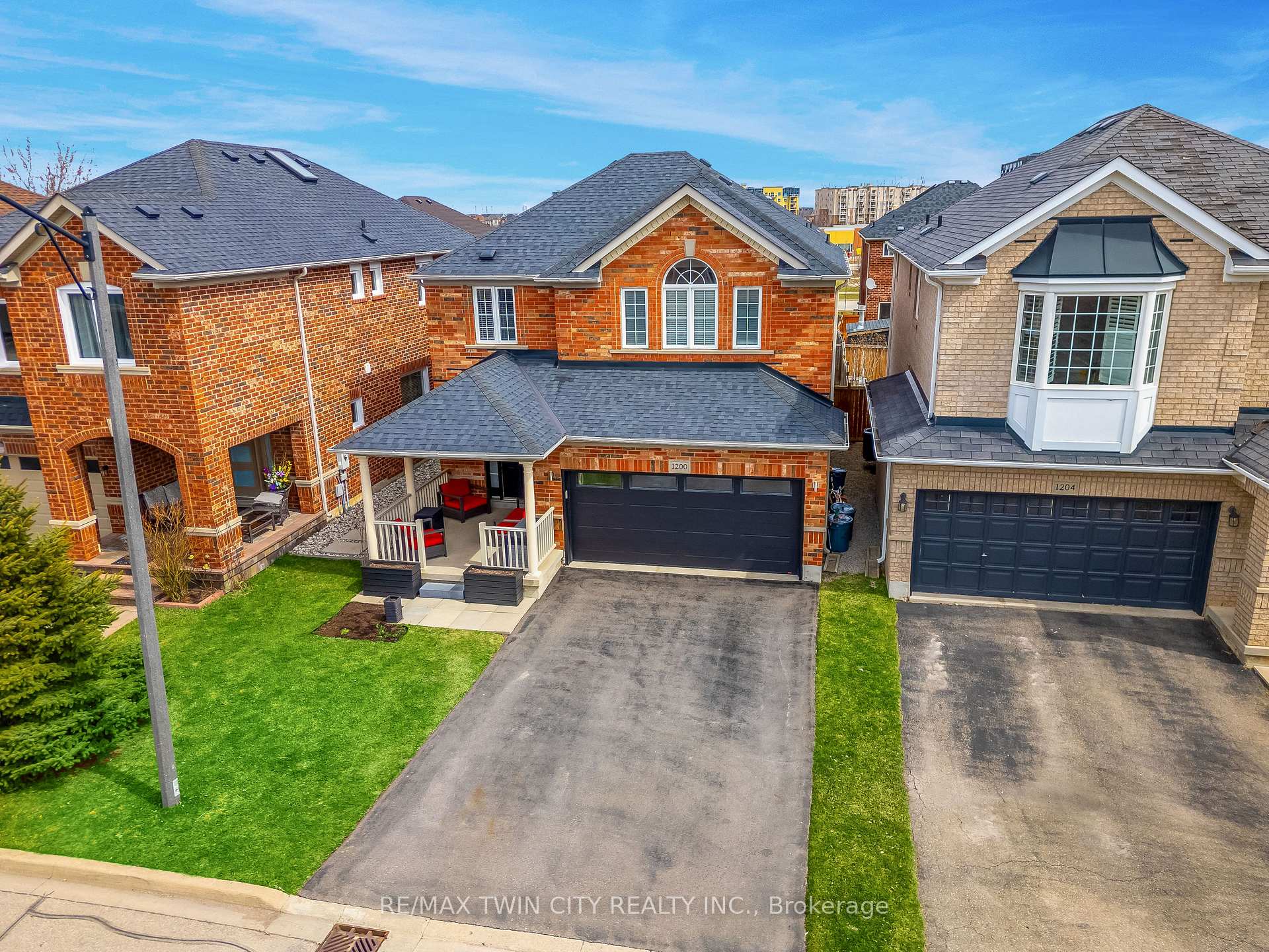 Photo 43 of 1200 McMullen Crescent, Milton, Clarke — HOMEH