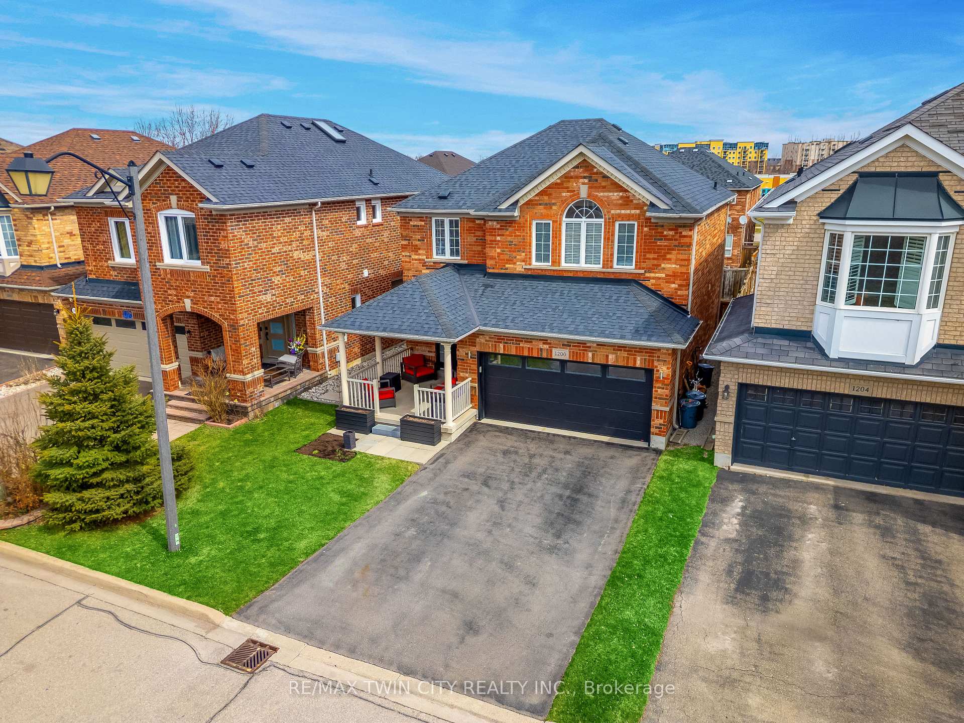 Photo 44 of 1200 McMullen Crescent, Milton, Clarke — HOMEH