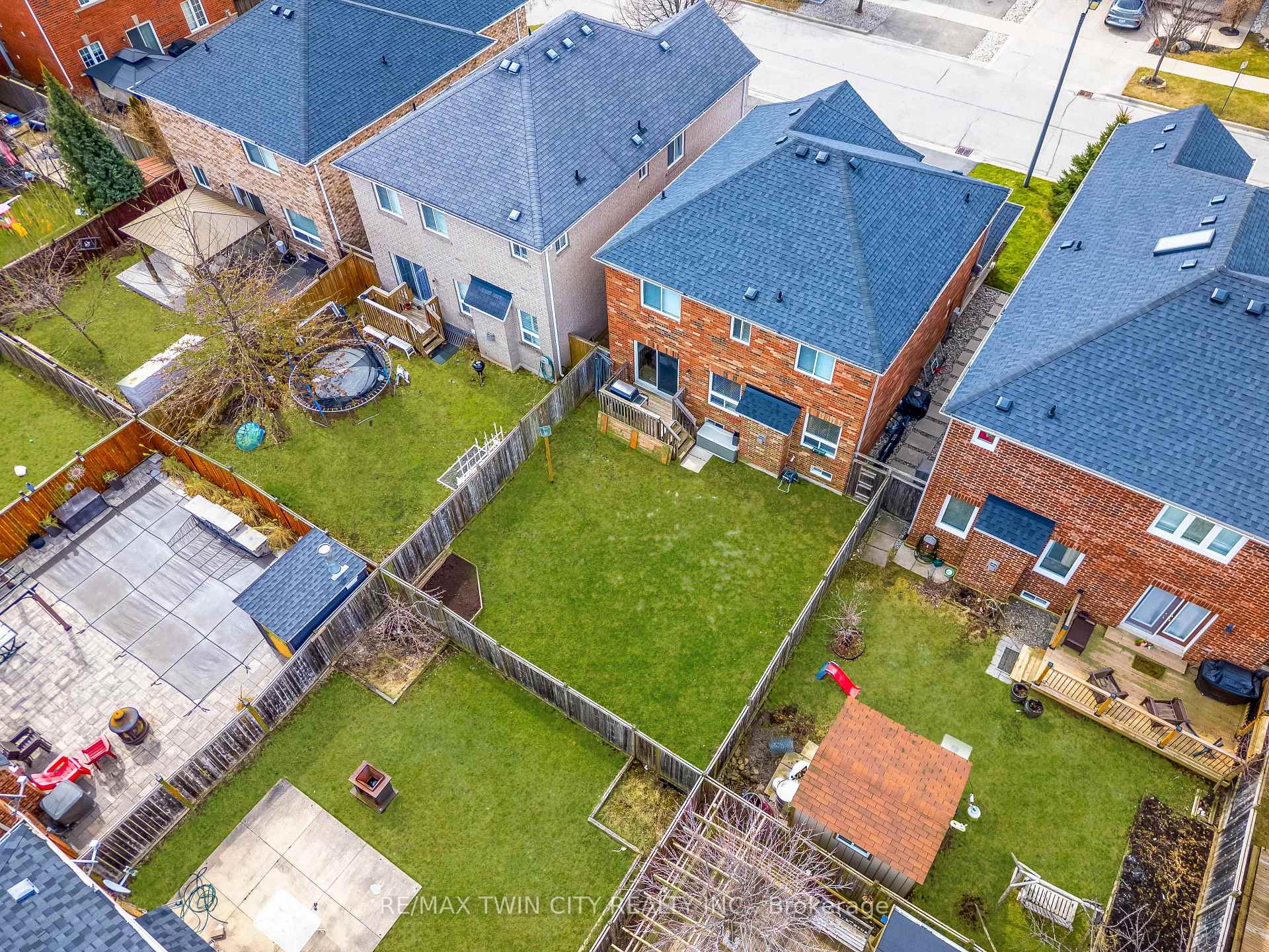 Photo 46 of 1200 McMullen Crescent, Milton, Clarke — HOMEH