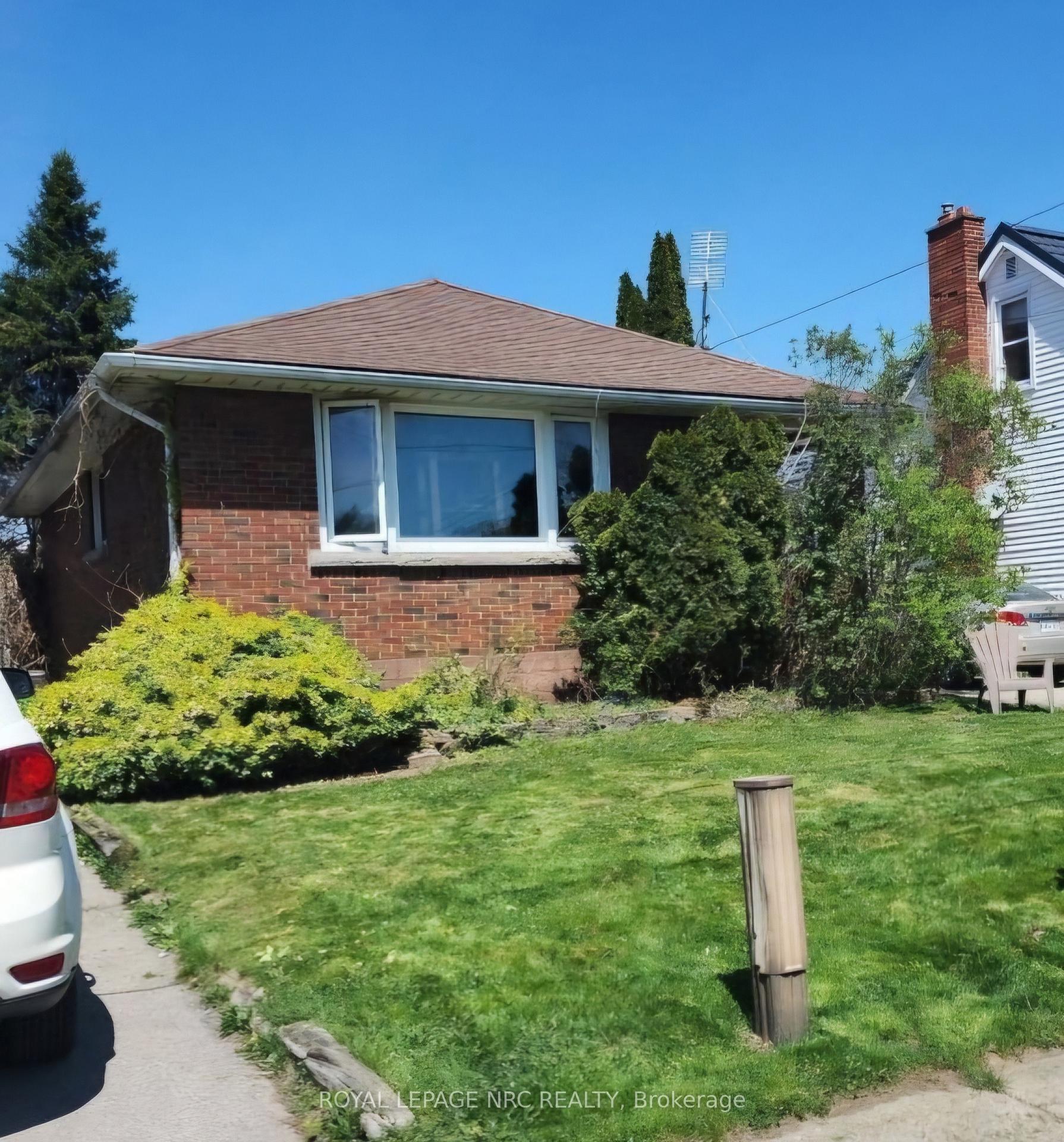 Front of 6483 Monroe Street
