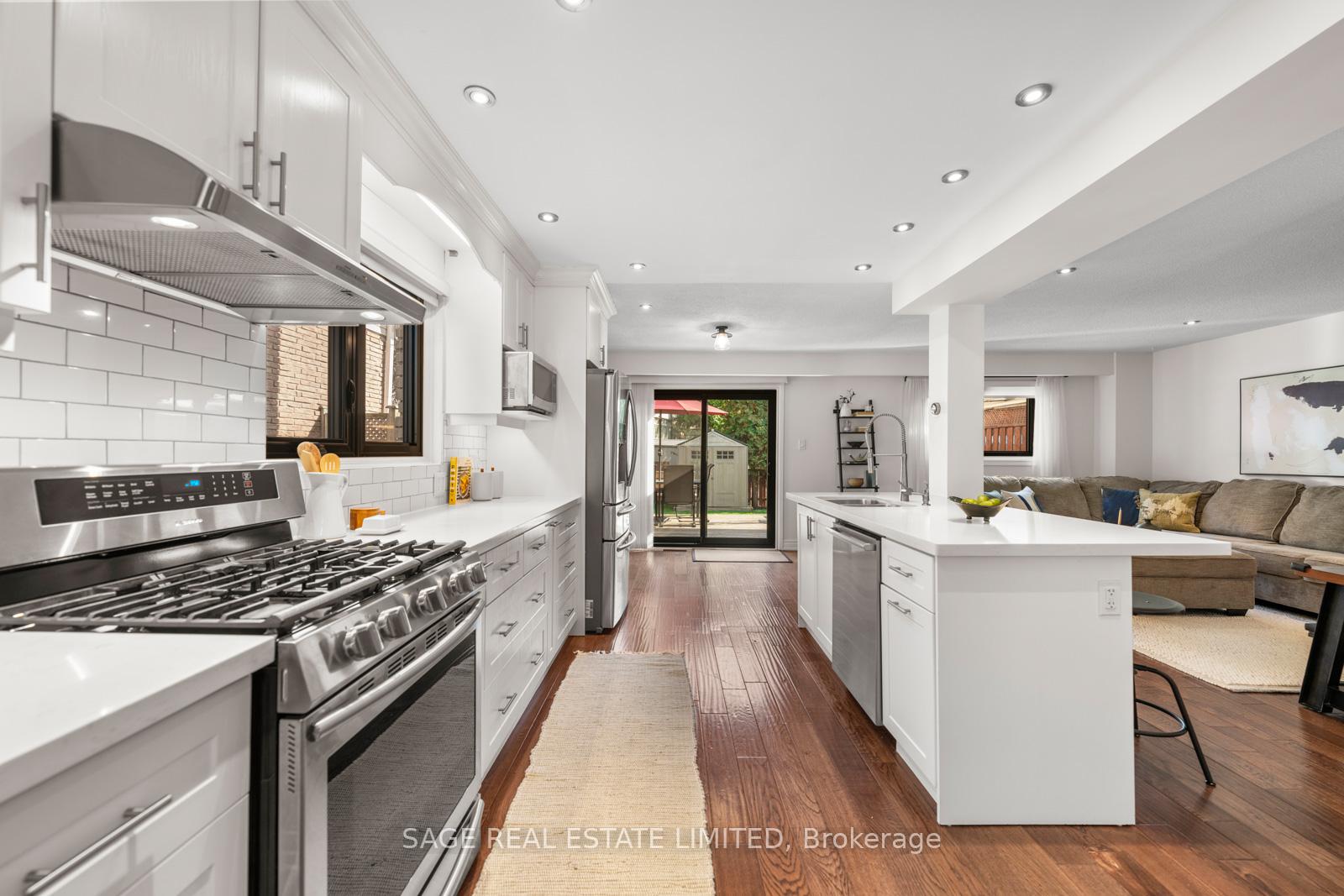 Photo 6 of 614 Stonebridge Lane, Pickering, West Shore — HOMEH