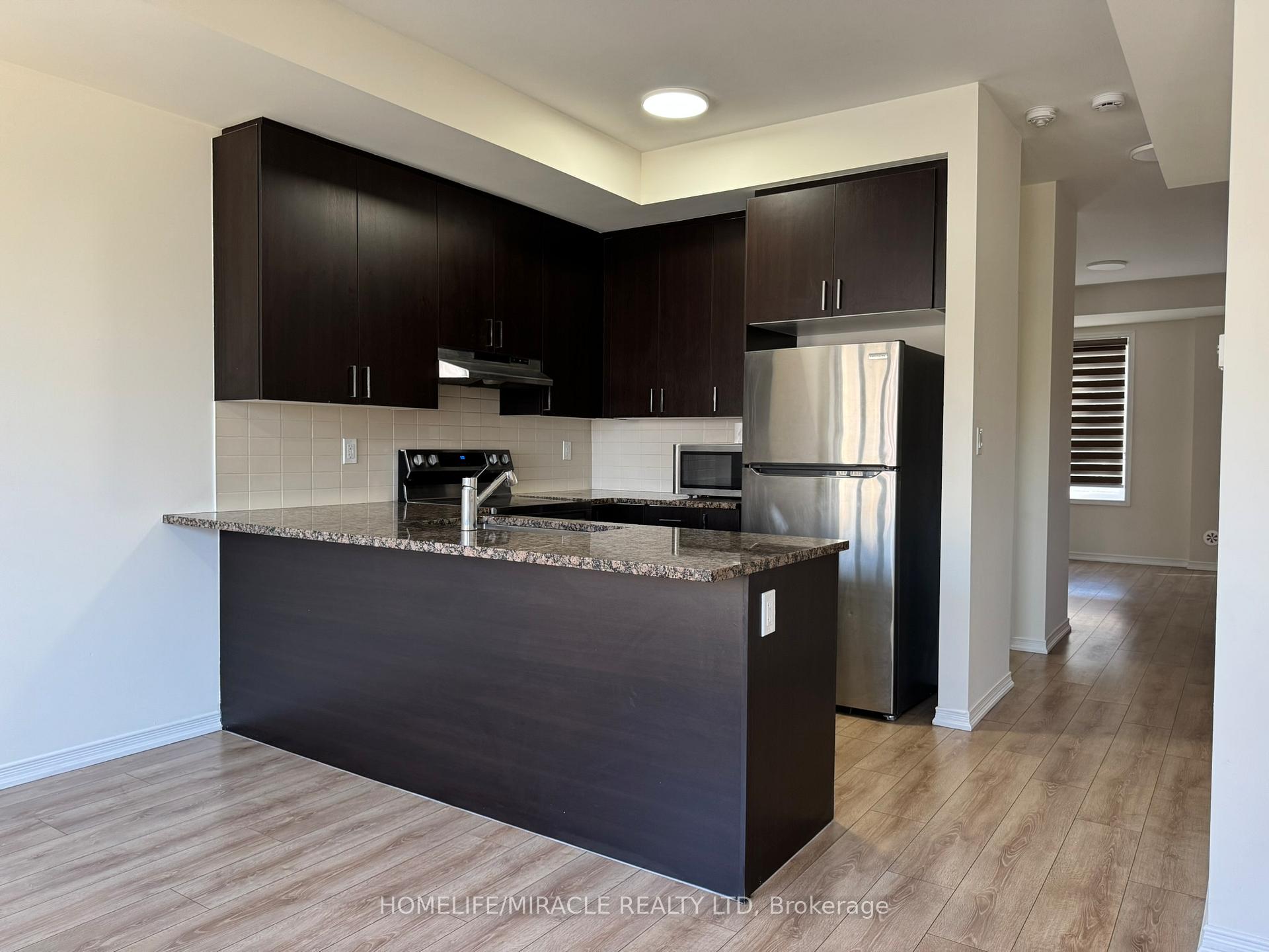 Photo 5 of Unit 85, 188 Royal Northern Path, Oshawa, Windfields — HOMEH