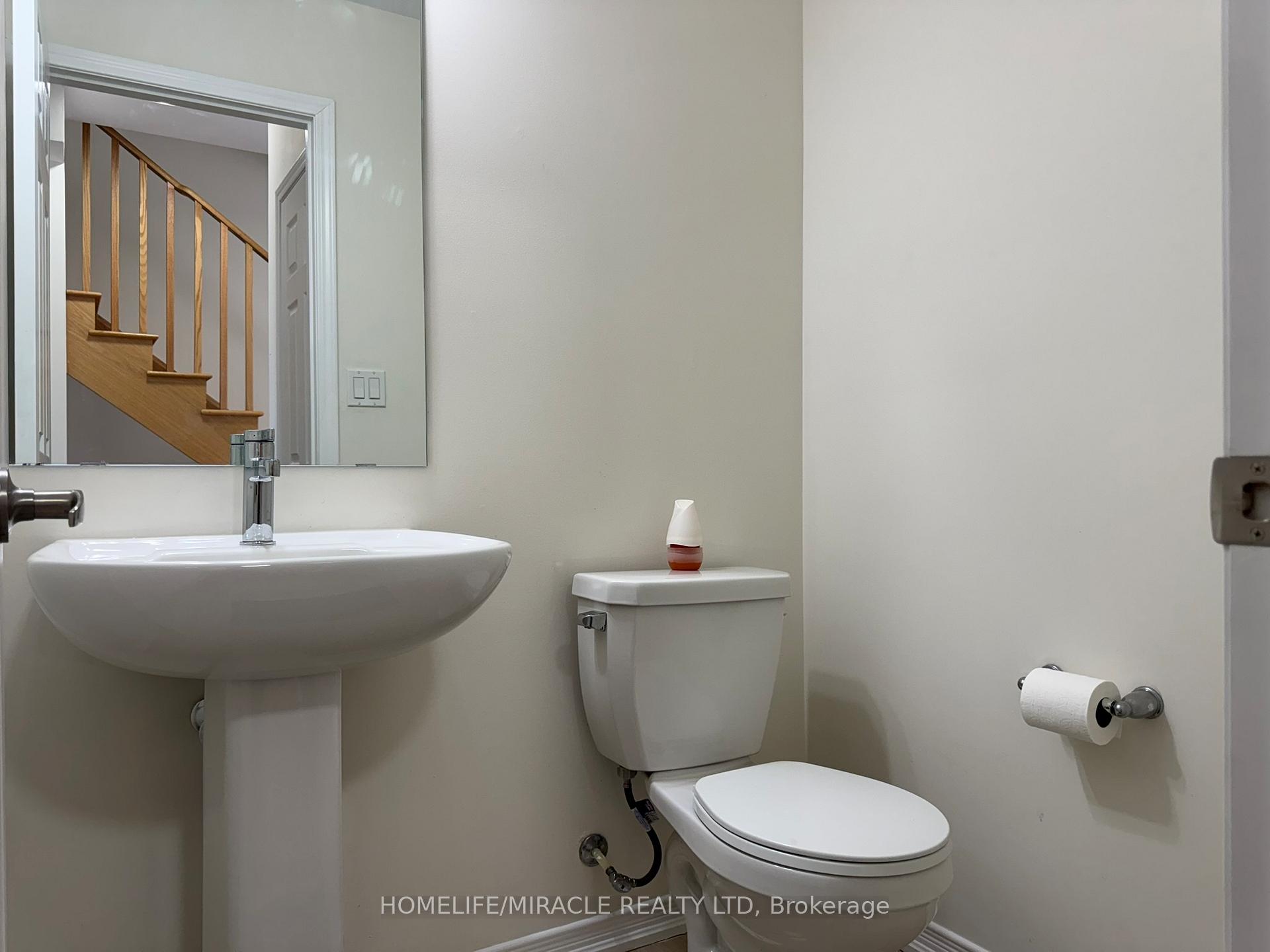 Photo 12 of Unit 85, 188 Royal Northern Path, Oshawa, Windfields — HOMEH