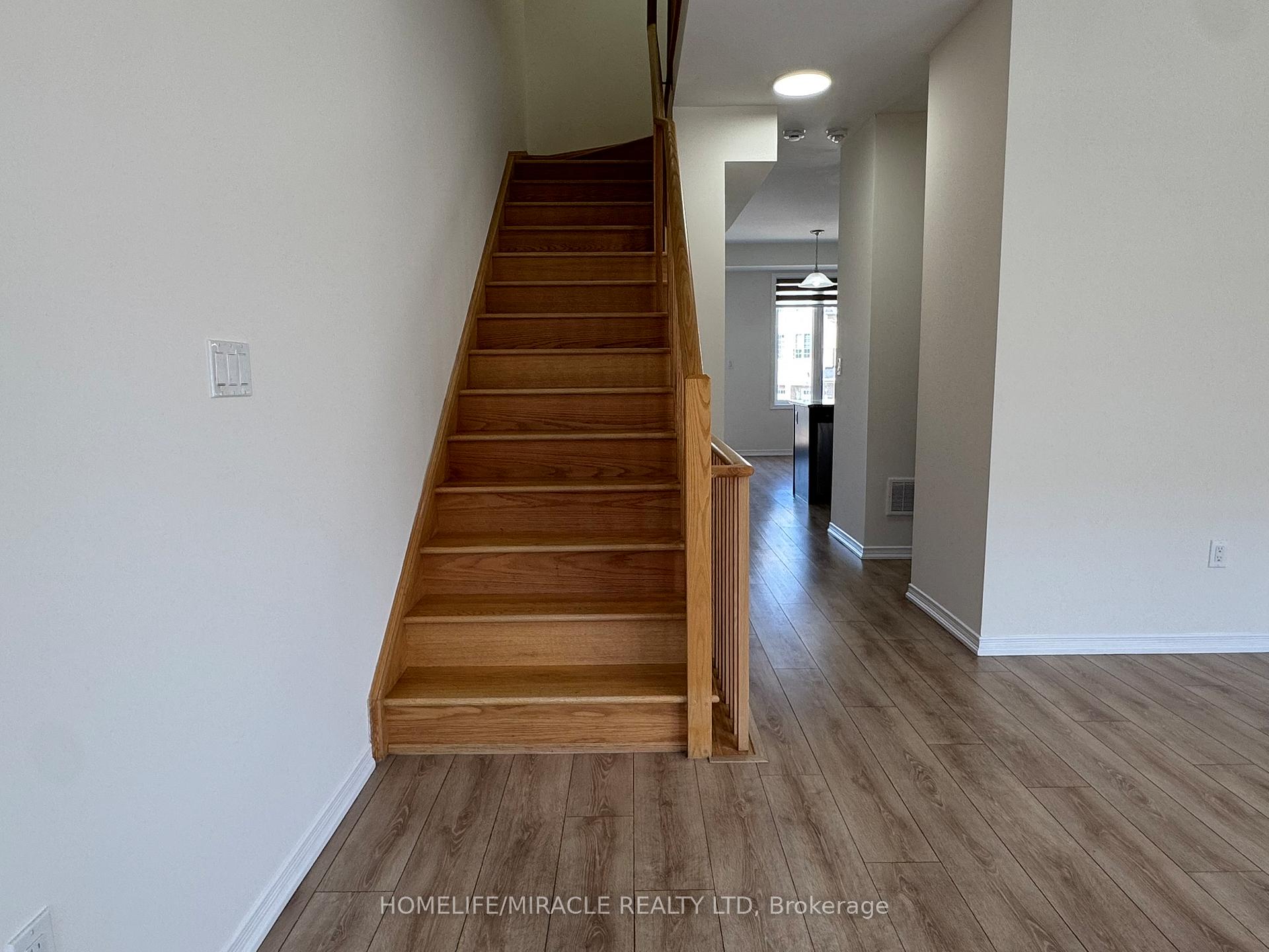 Photo 18 of Unit 85, 188 Royal Northern Path, Oshawa, Windfields — HOMEH