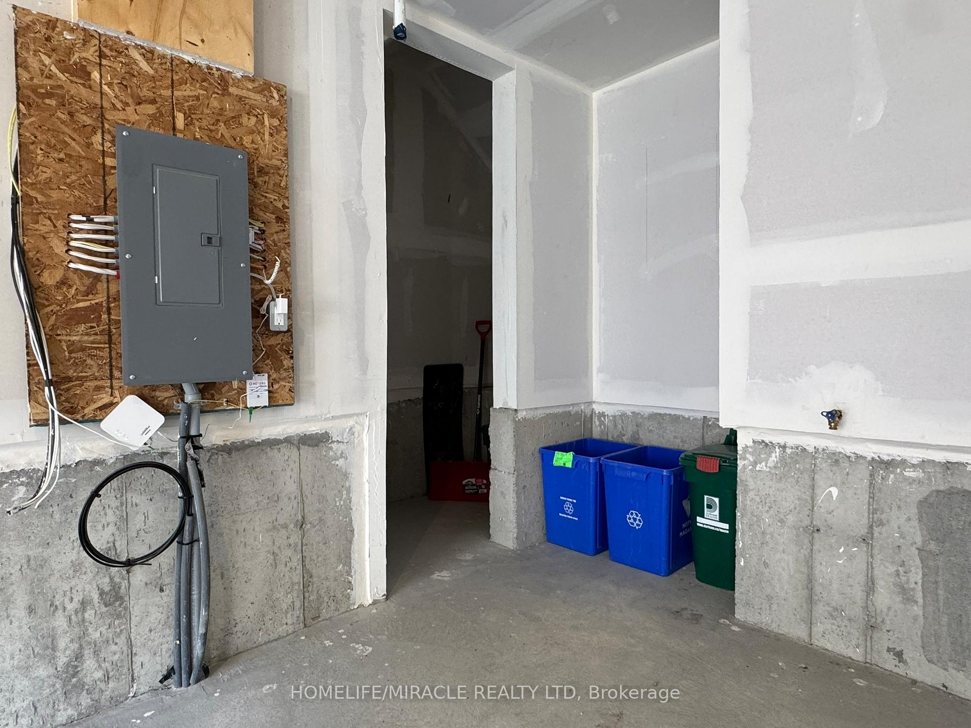 Photo 45 of Unit 85, 188 Royal Northern Path, Oshawa, Windfields — HOMEH