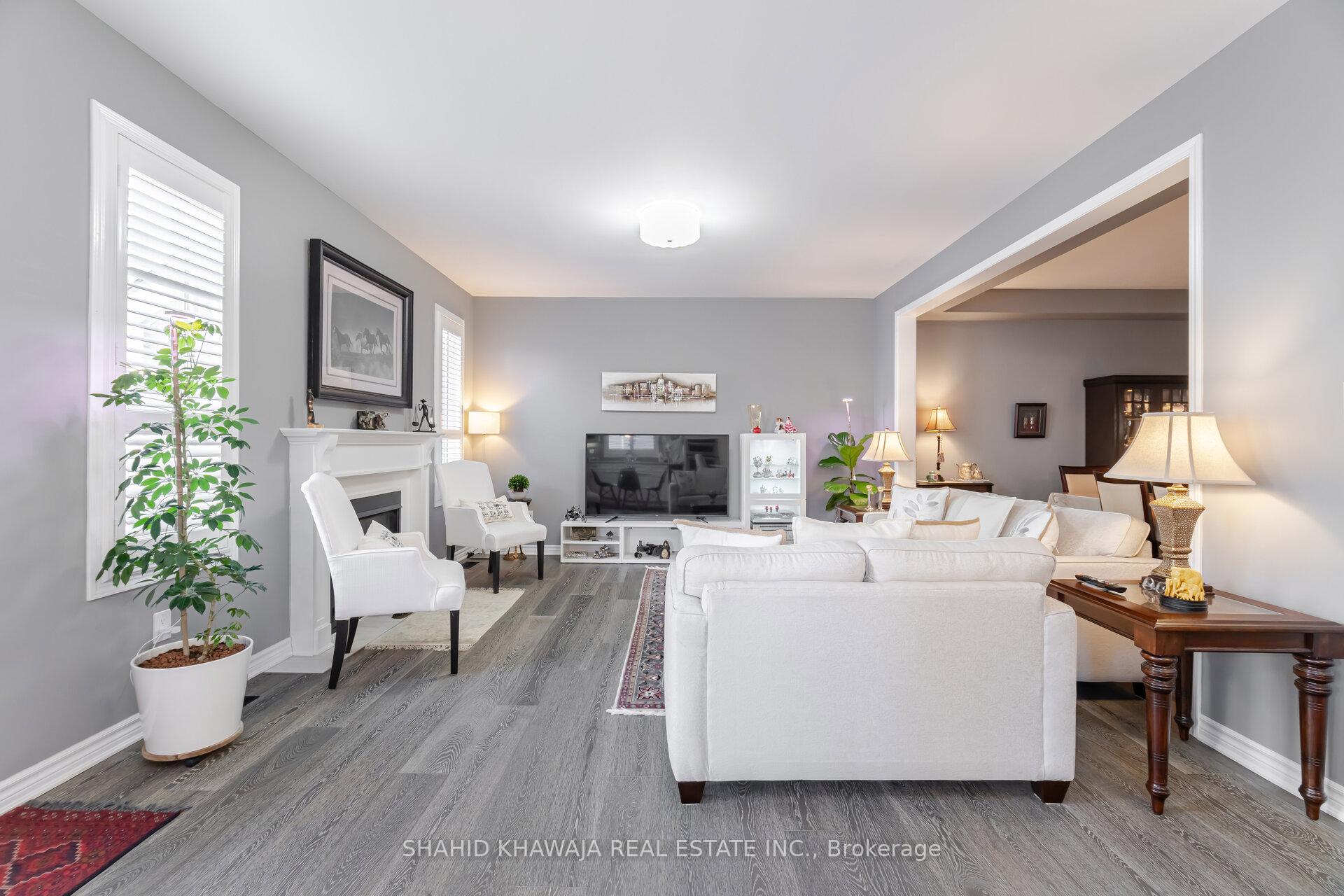 Photo 5 of 1388 Connaught Terrace, Milton, Ford — HOMEH