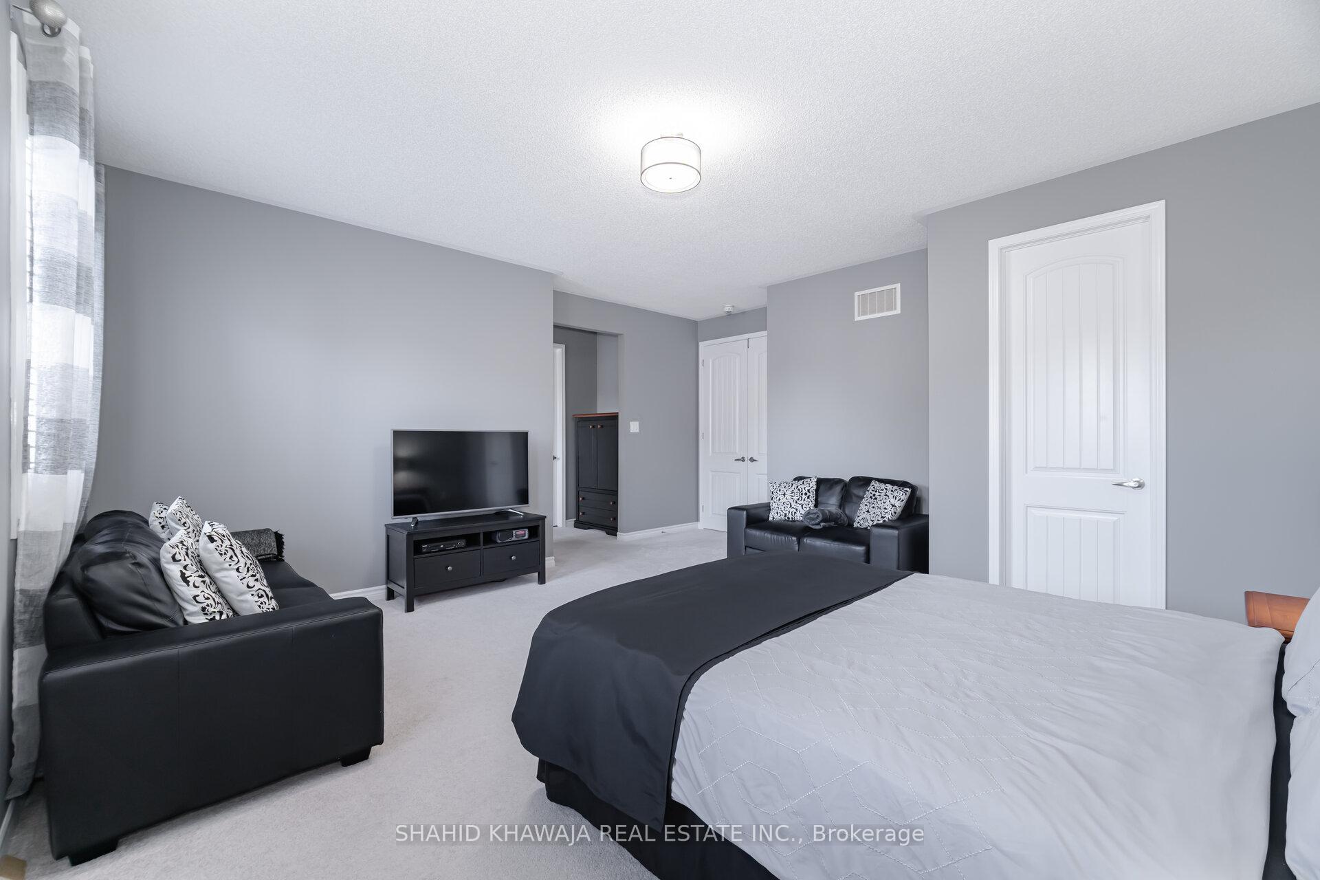 Photo 22 of 1388 Connaught Terrace, Milton, Ford — HOMEH