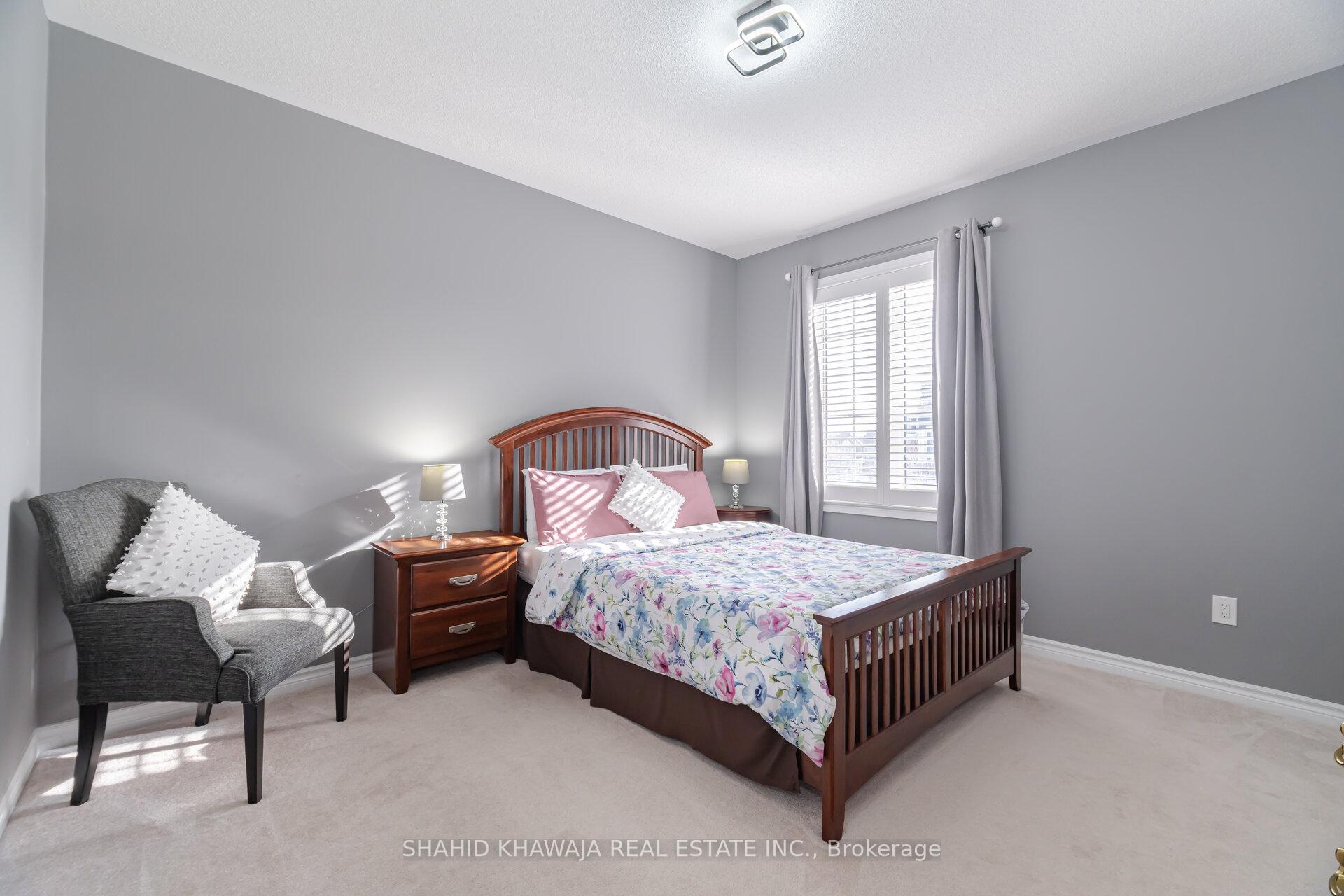 Photo 27 of 1388 Connaught Terrace, Milton, Ford — HOMEH