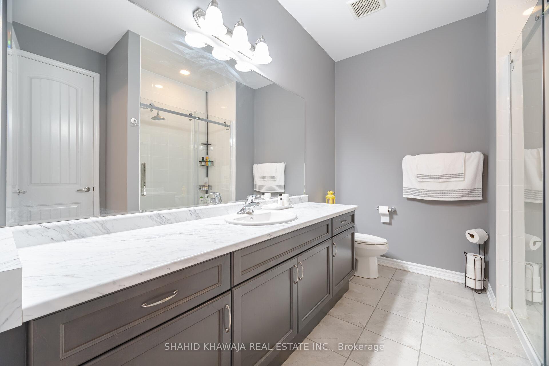 Photo 29 of 1388 Connaught Terrace, Milton, Ford — HOMEH