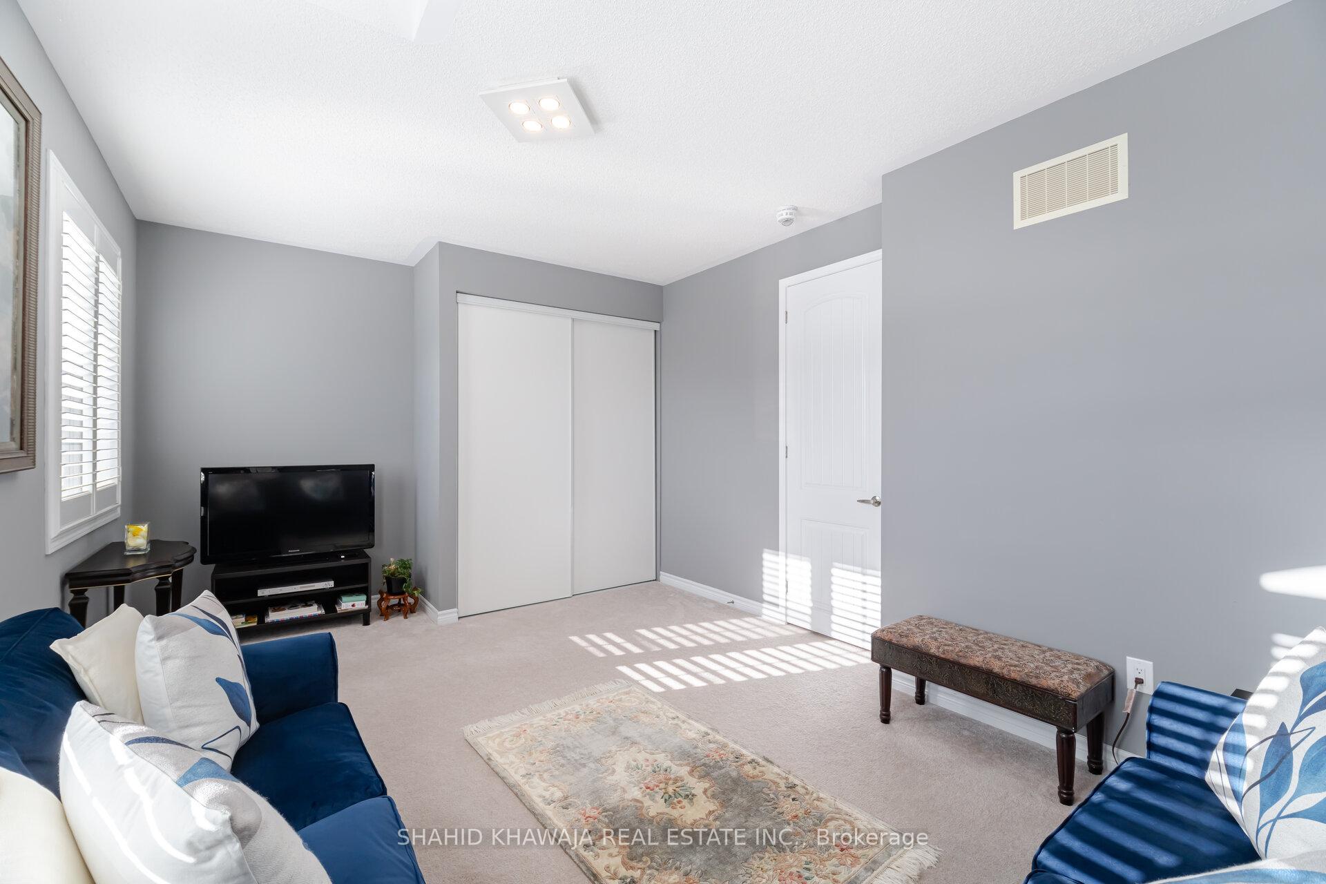 Photo 32 of 1388 Connaught Terrace, Milton, Ford — HOMEH