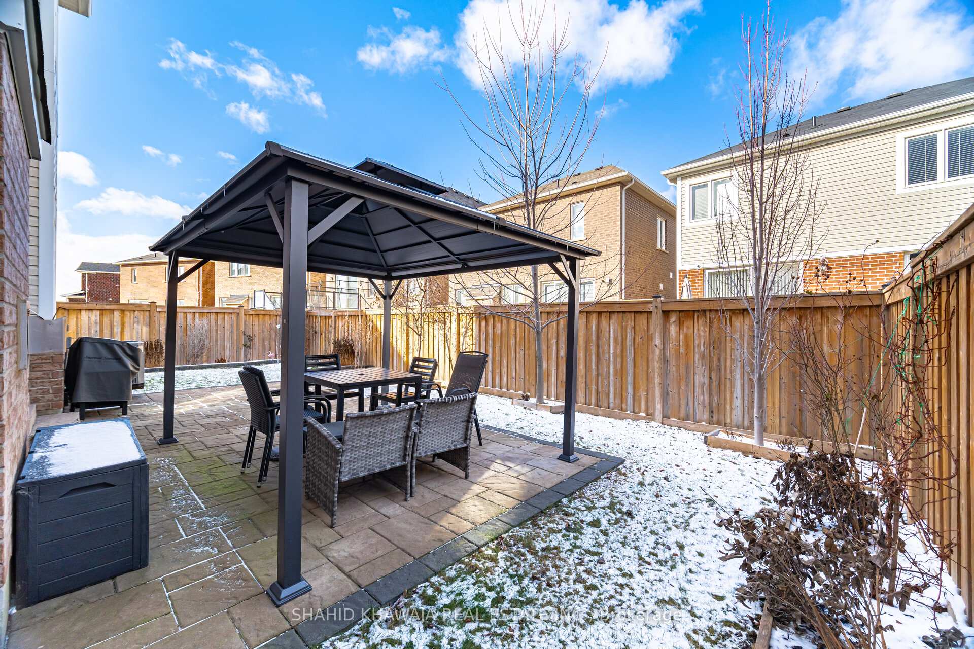 Photo 43 of 1388 Connaught Terrace, Milton, Ford — HOMEH