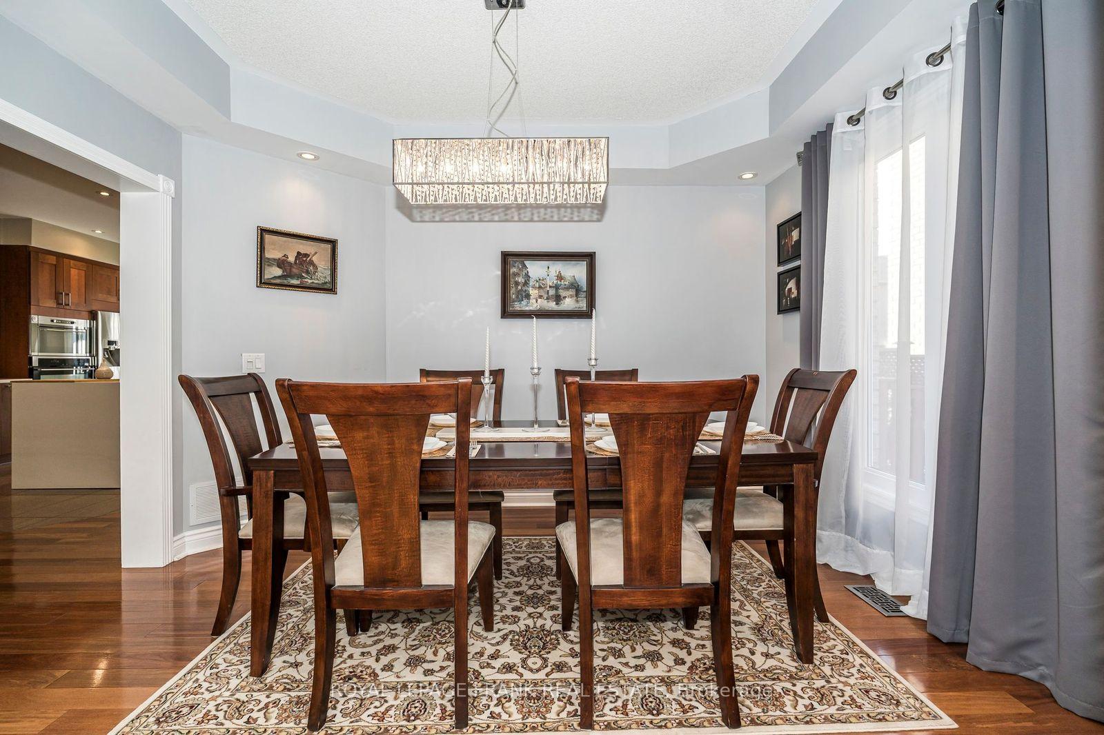 Photo 12 of 174 Thicket Crescent, Pickering, Highbush — HOMEH