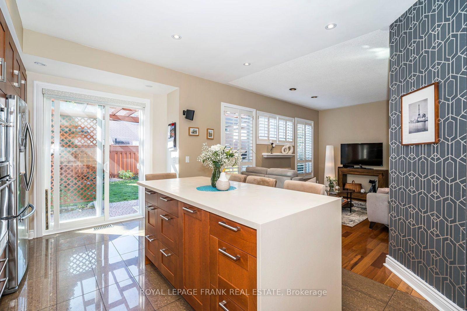 Photo 13 of 174 Thicket Crescent, Pickering, Highbush — HOMEH