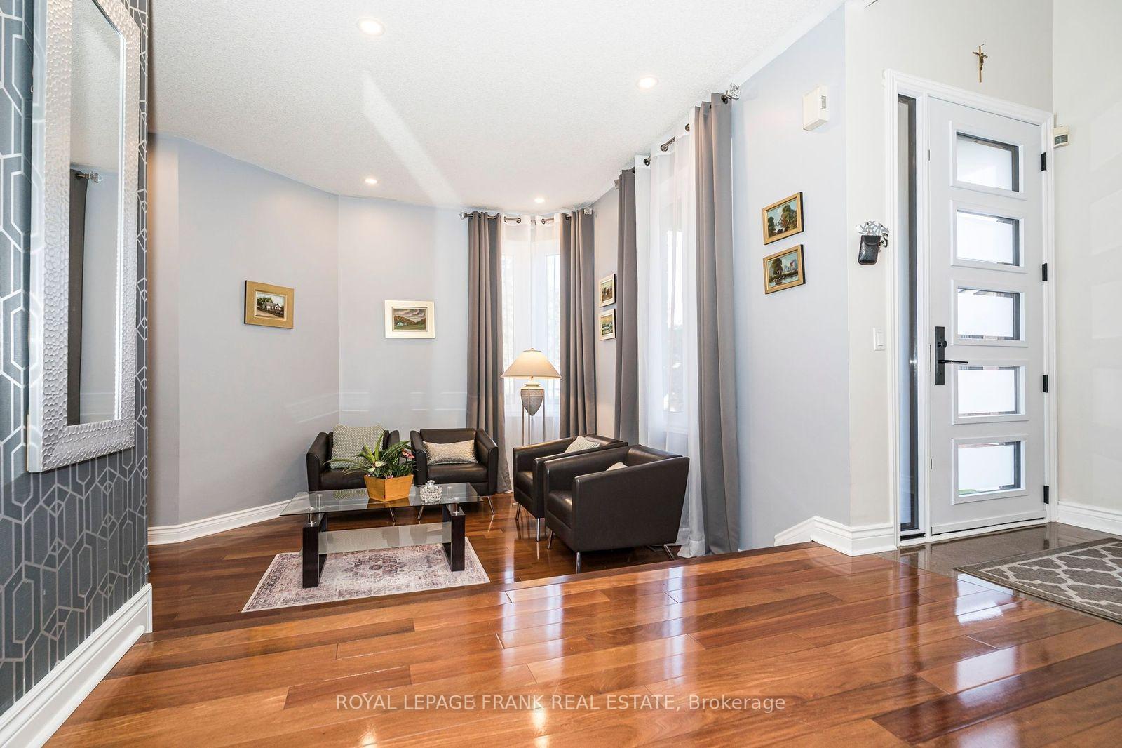Photo 18 of 174 Thicket Crescent, Pickering, Highbush — HOMEH