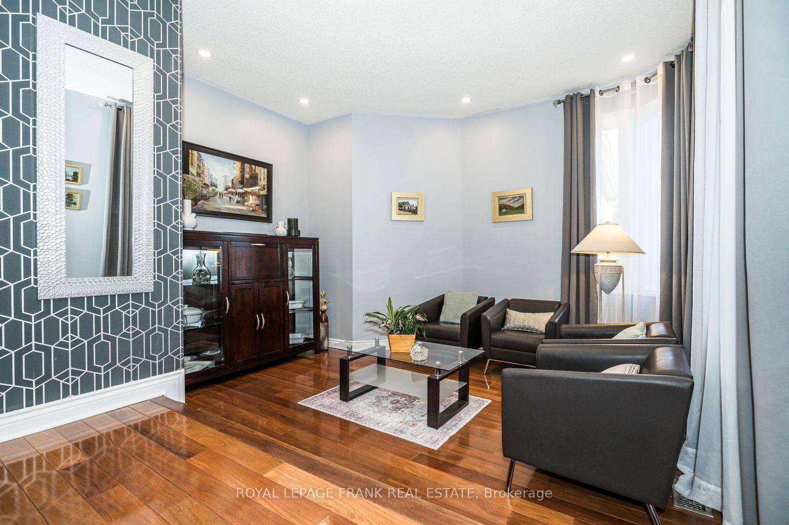 Photo 19 of 174 Thicket Crescent, Pickering, Highbush — HOMEH