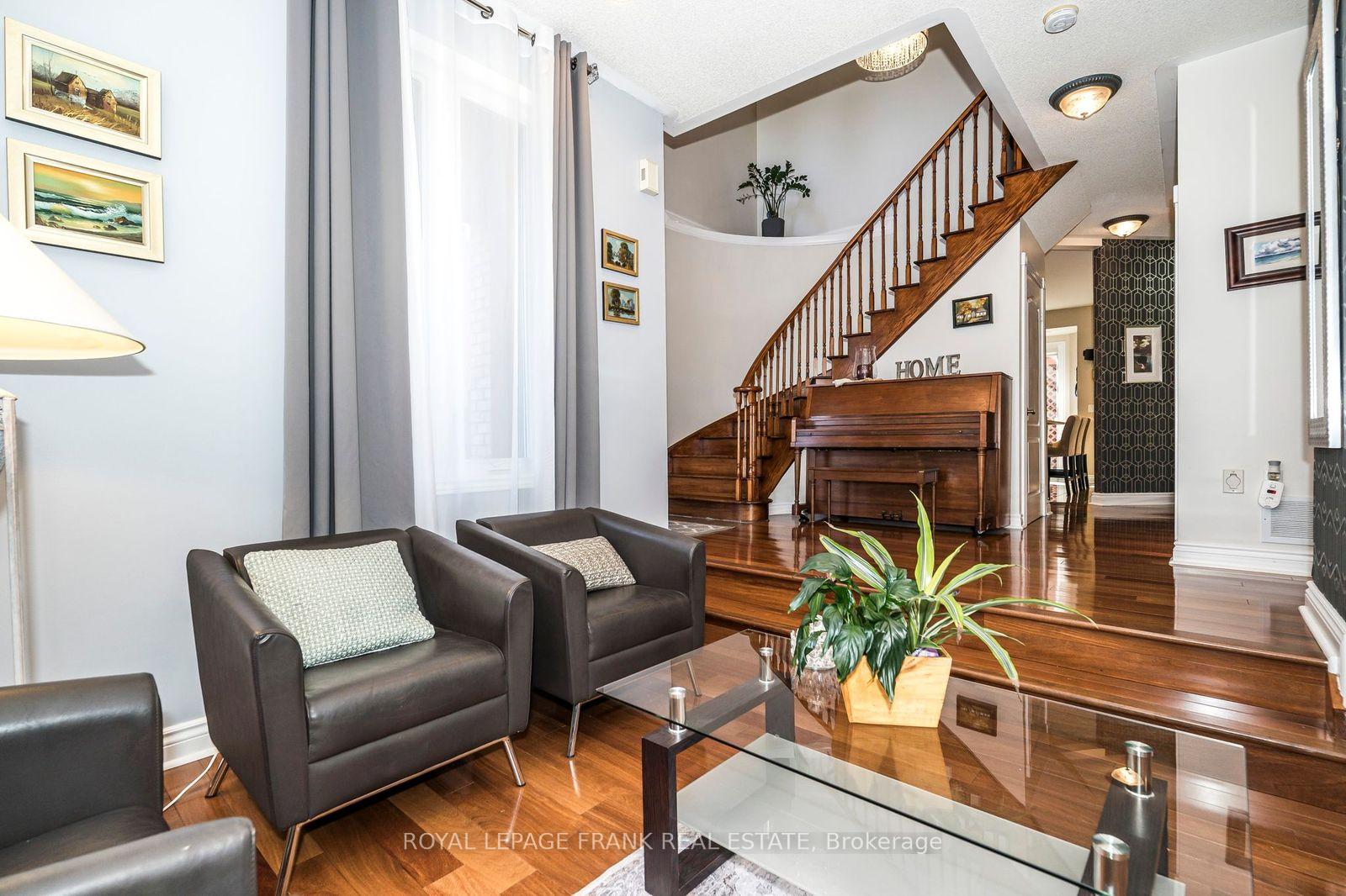 Photo 20 of 174 Thicket Crescent, Pickering, Highbush — HOMEH