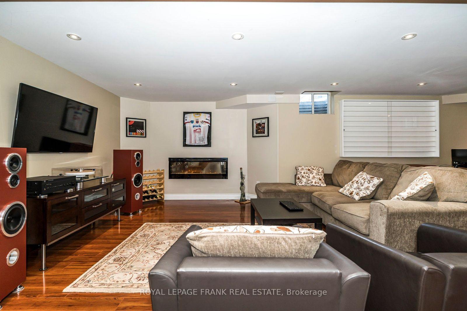 Photo 37 of 174 Thicket Crescent, Pickering, Highbush — HOMEH