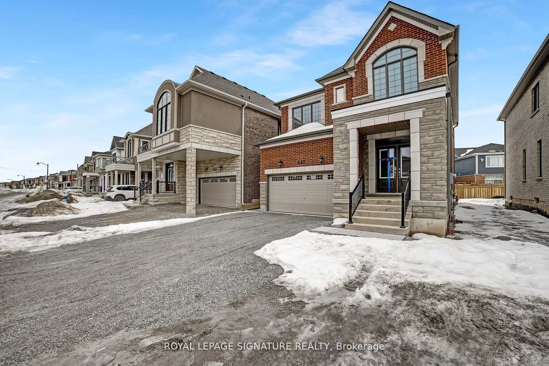 Photo 2 of 448 Kennedy Circle W, Milton, Cobban — HOMEH