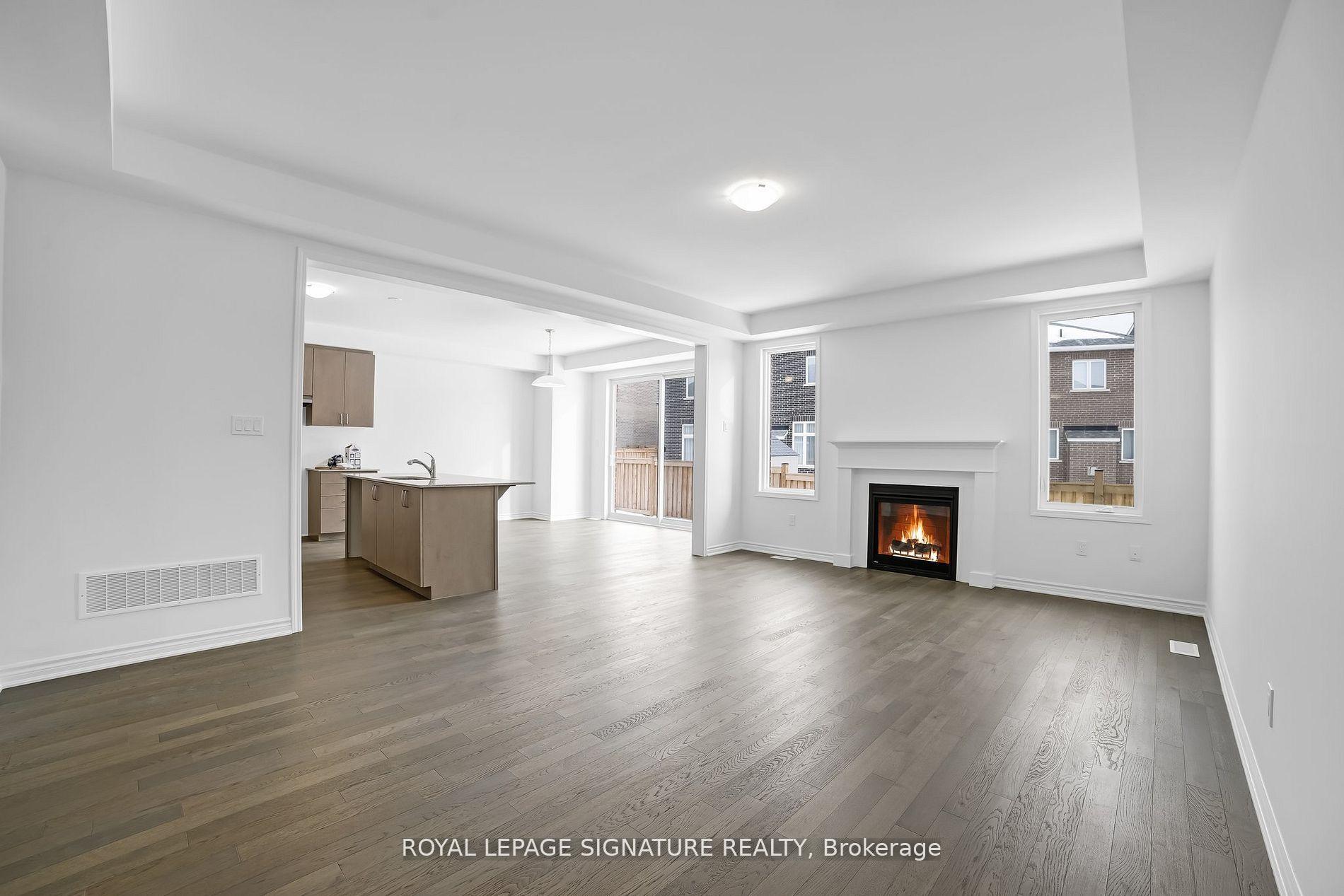 Photo 9 of 448 Kennedy Circle W, Milton, Cobban — HOMEH