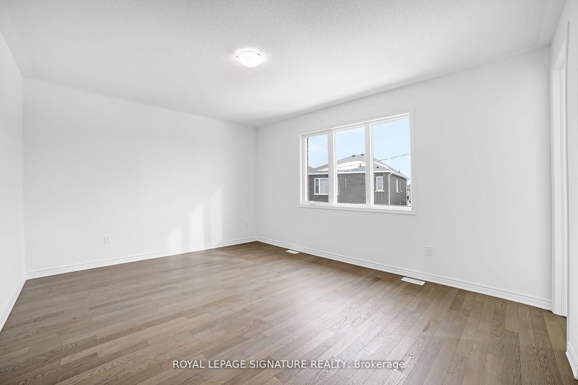 Photo 17 of 448 Kennedy Circle W, Milton, Cobban — HOMEH