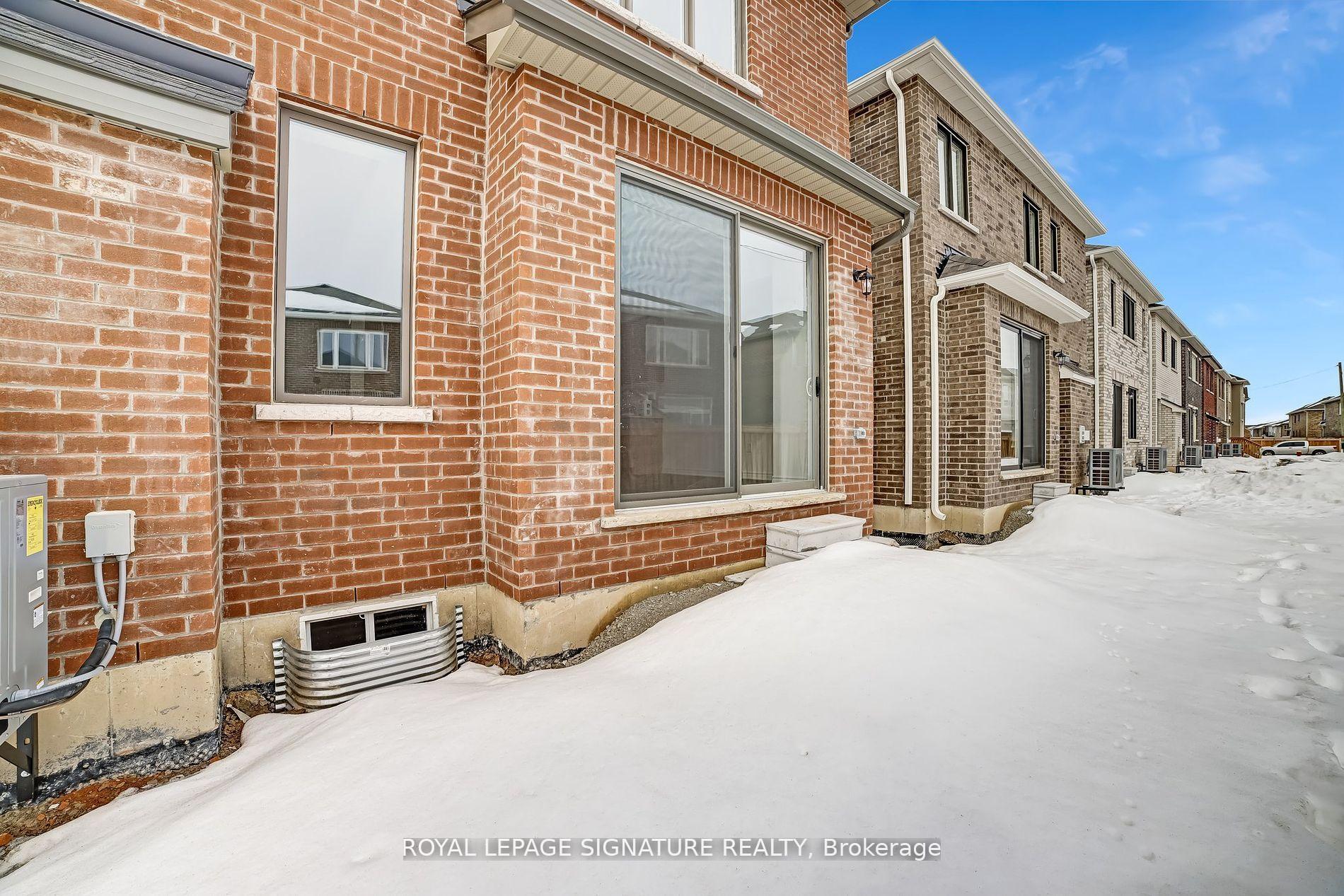 Photo 33 of 448 Kennedy Circle W, Milton, Cobban — HOMEH
