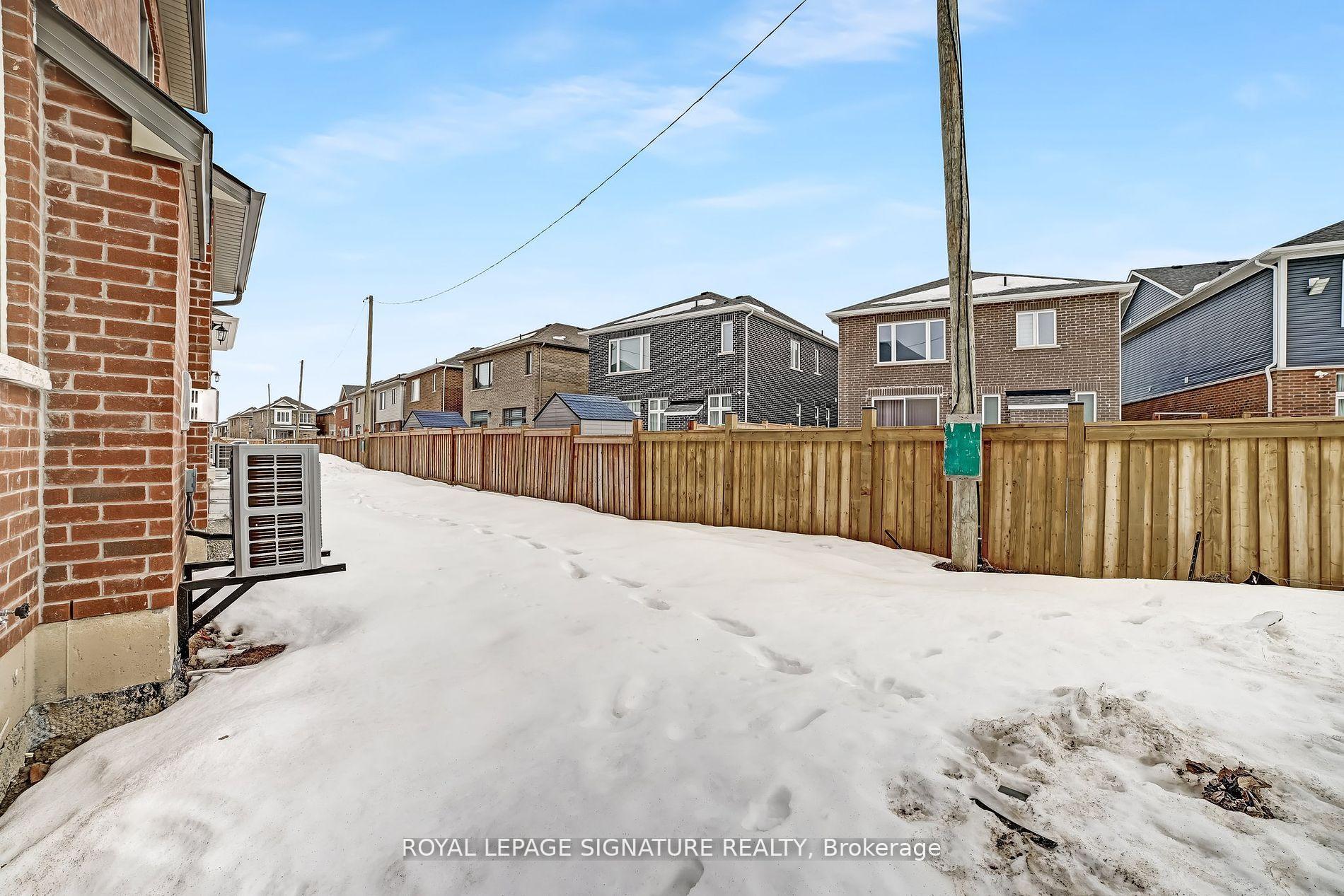 Photo 34 of 448 Kennedy Circle W, Milton, Cobban — HOMEH