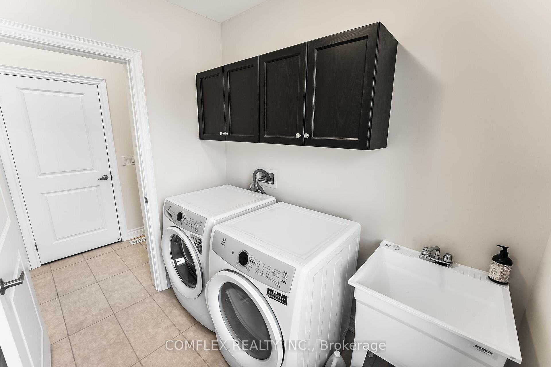 Photo 13 of 2832 Tippett Mews, Pickering, Rural Pickering — HOMEH