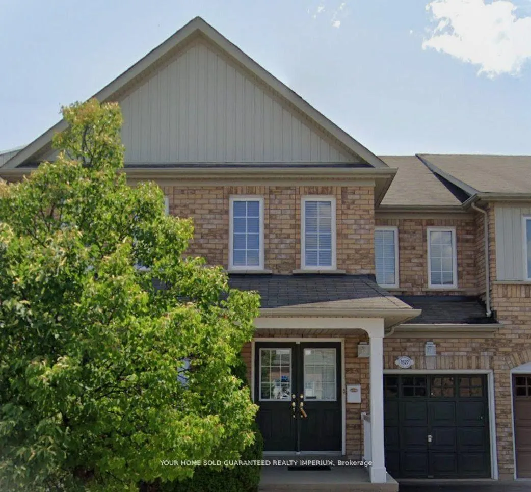 Photo 1 of 1527 Avonmore Square, Pickering, Town Centre — HOMEH