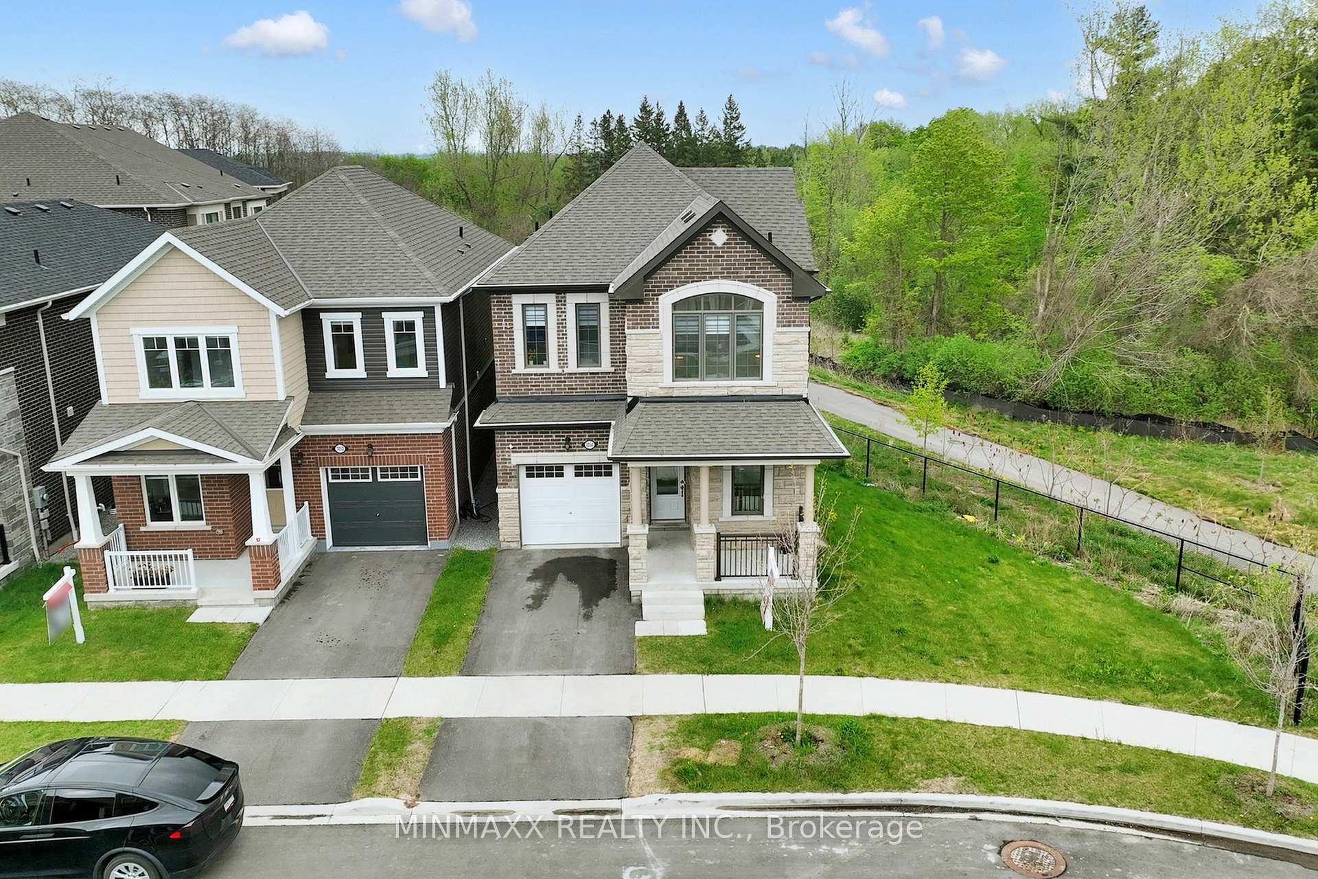 Photo 3 of 3050 Hollyberry Trail, Pickering, Rural Pickering — HOMEH
