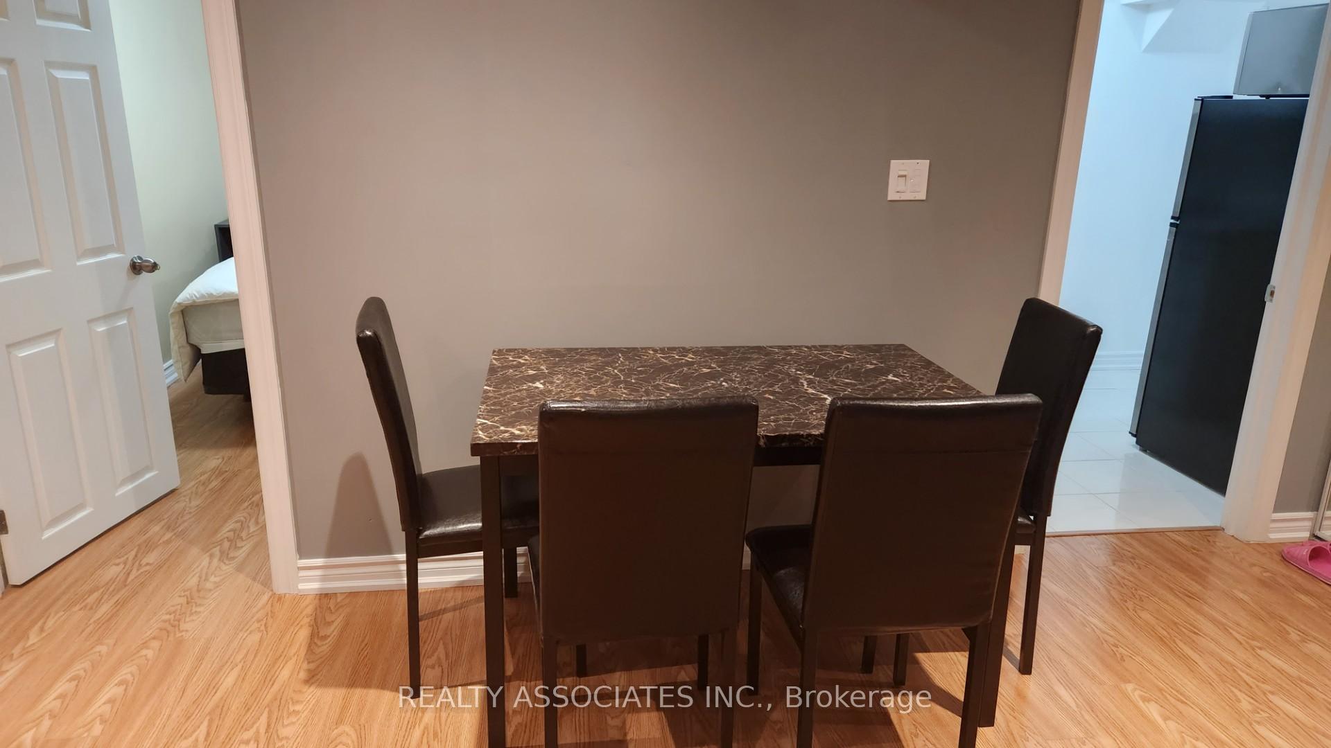 Photo 5 of 358 Chickadee Court, Pickering, Highbush — HOMEH