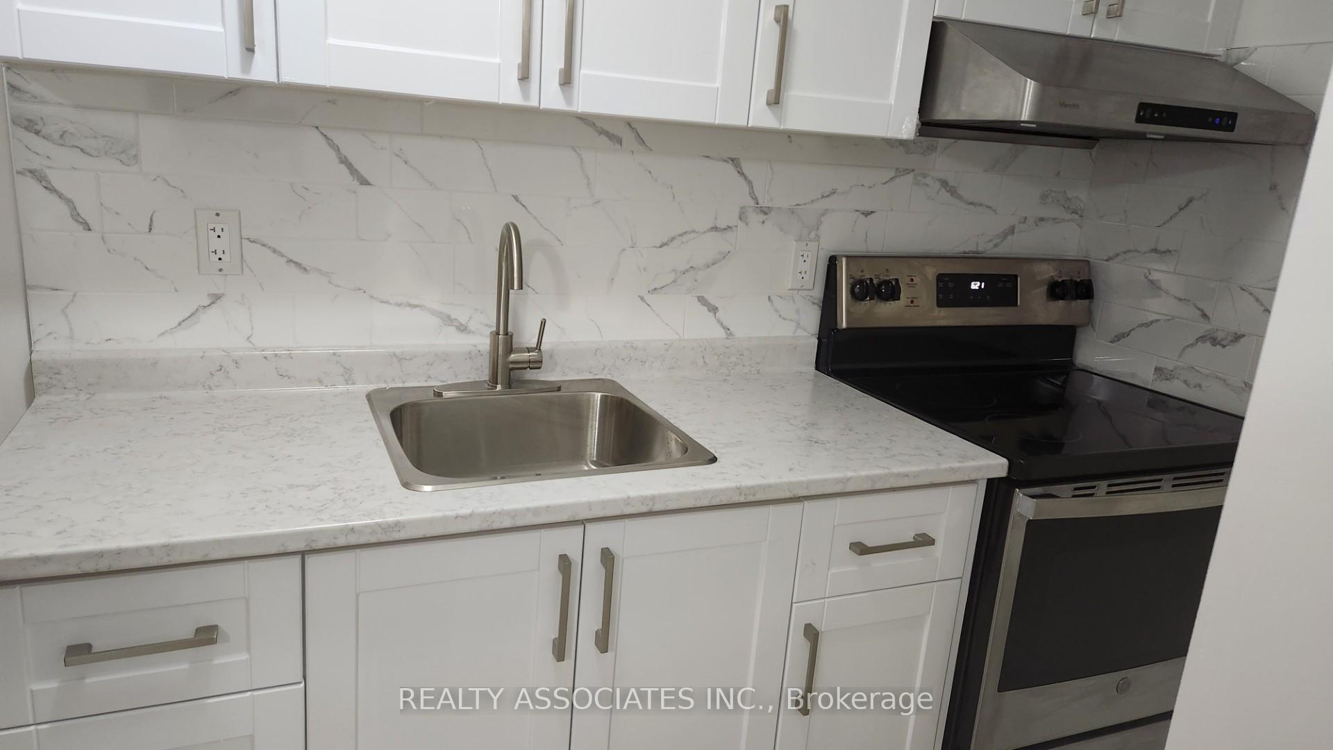 Photo 11 of 358 Chickadee Court, Pickering, Highbush — HOMEH