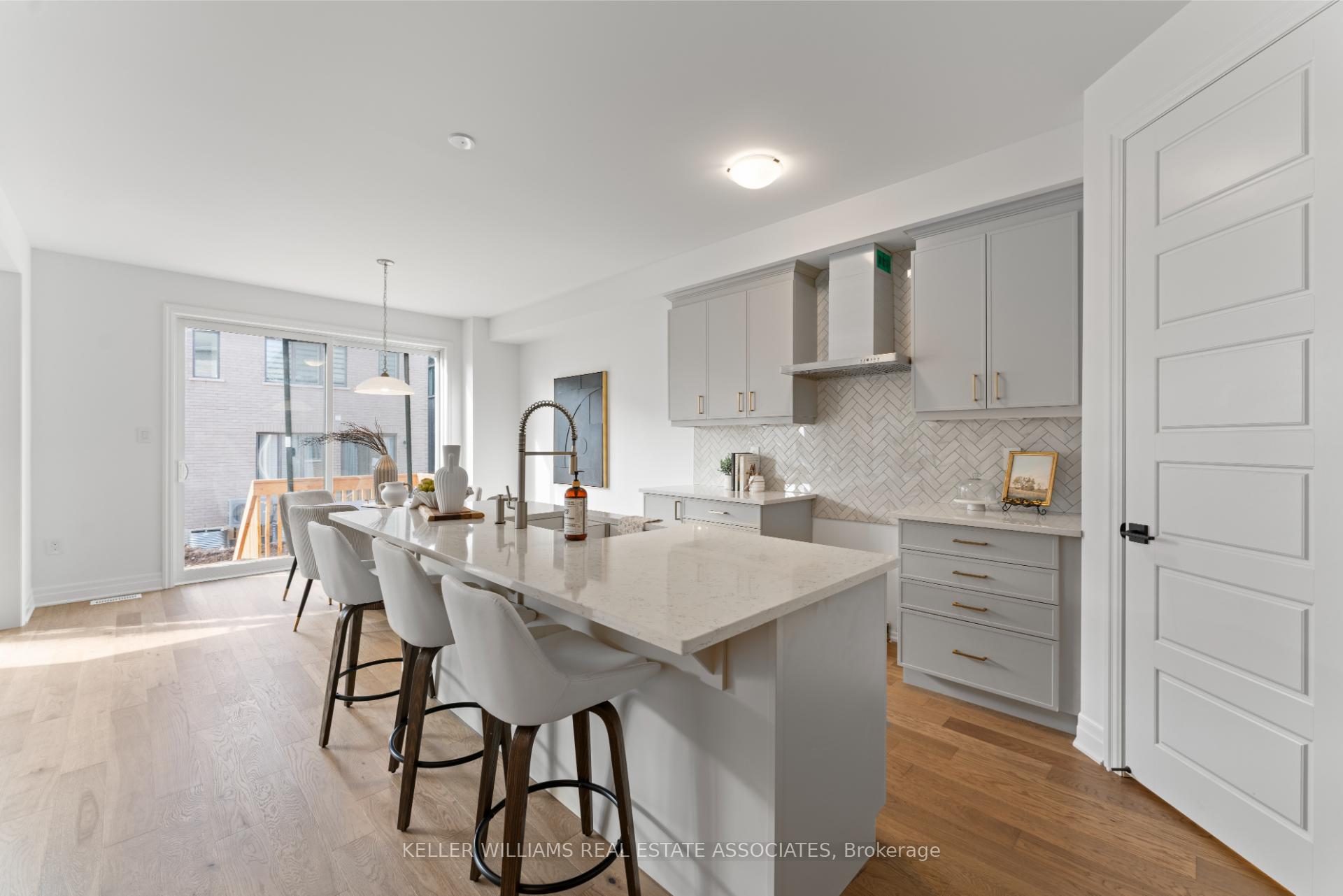 Photo 10 of 289 Marigold Court, Milton, Walker — HOMEH