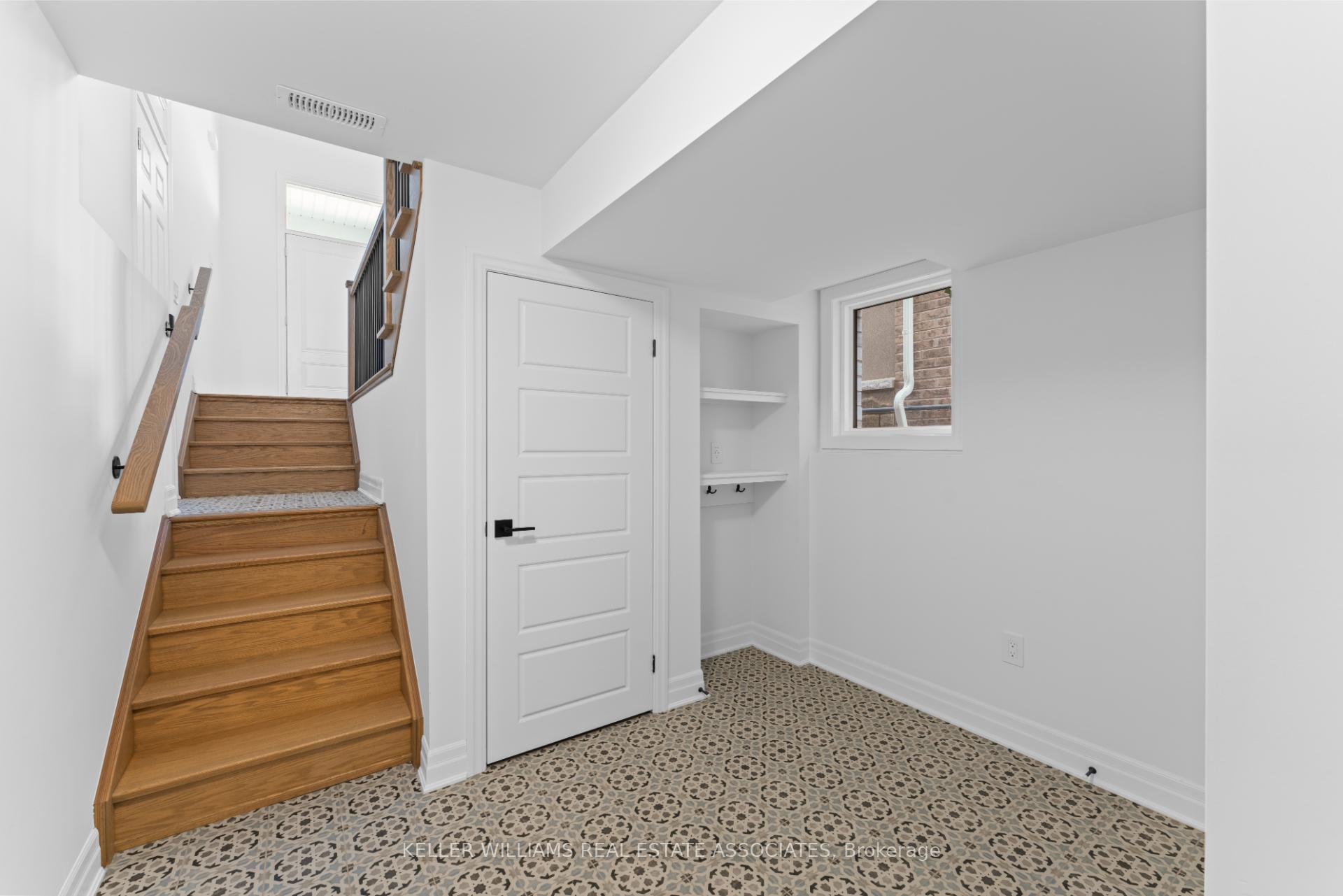 Photo 32 of 289 Marigold Court, Milton, Walker — HOMEH