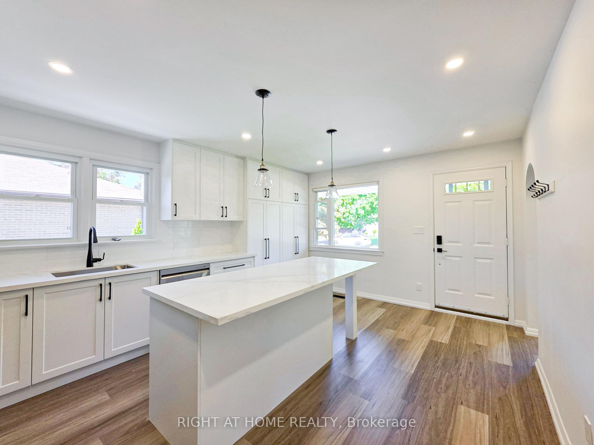 Photo 8 of Unit Upper, 323 Marion Avenue, Oshawa, McLaughlin — HOMEH