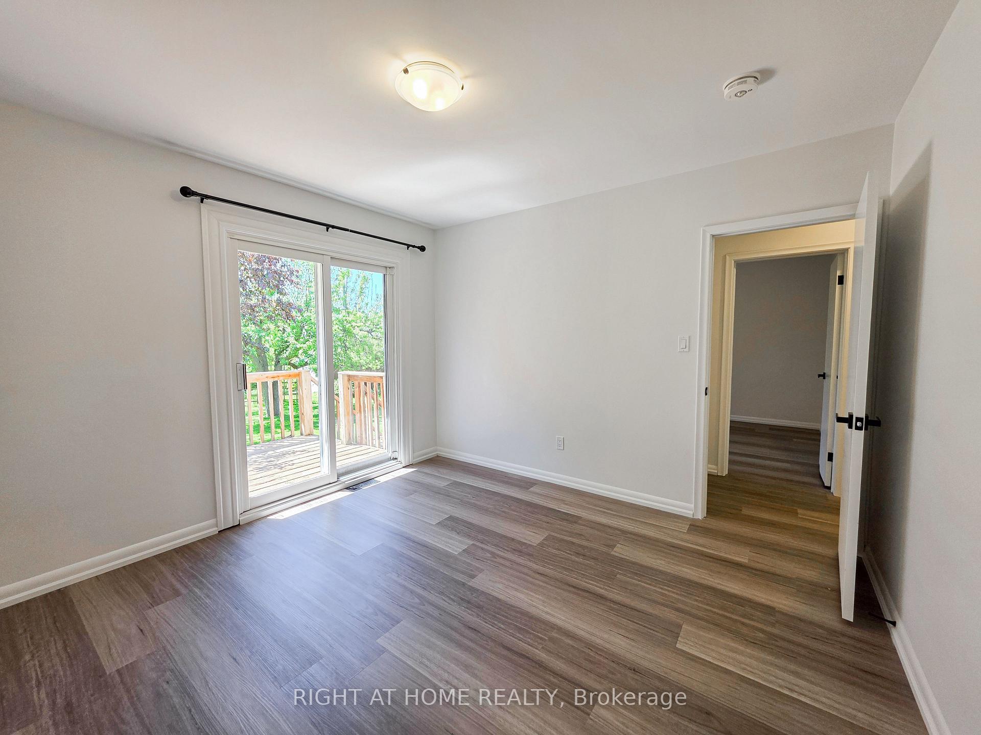 Photo 17 of Unit Upper, 323 Marion Avenue, Oshawa, McLaughlin — HOMEH