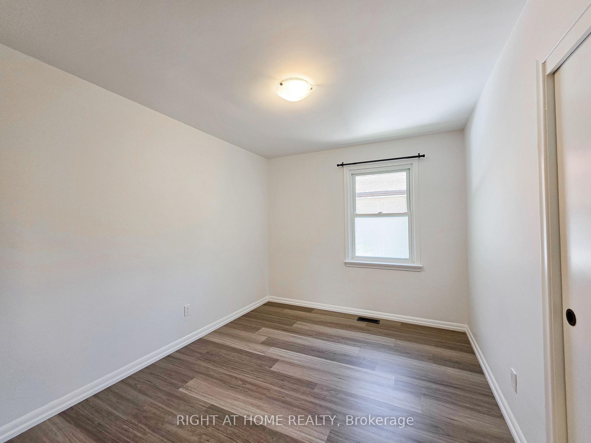 Photo 19 of Unit Upper, 323 Marion Avenue, Oshawa, McLaughlin — HOMEH