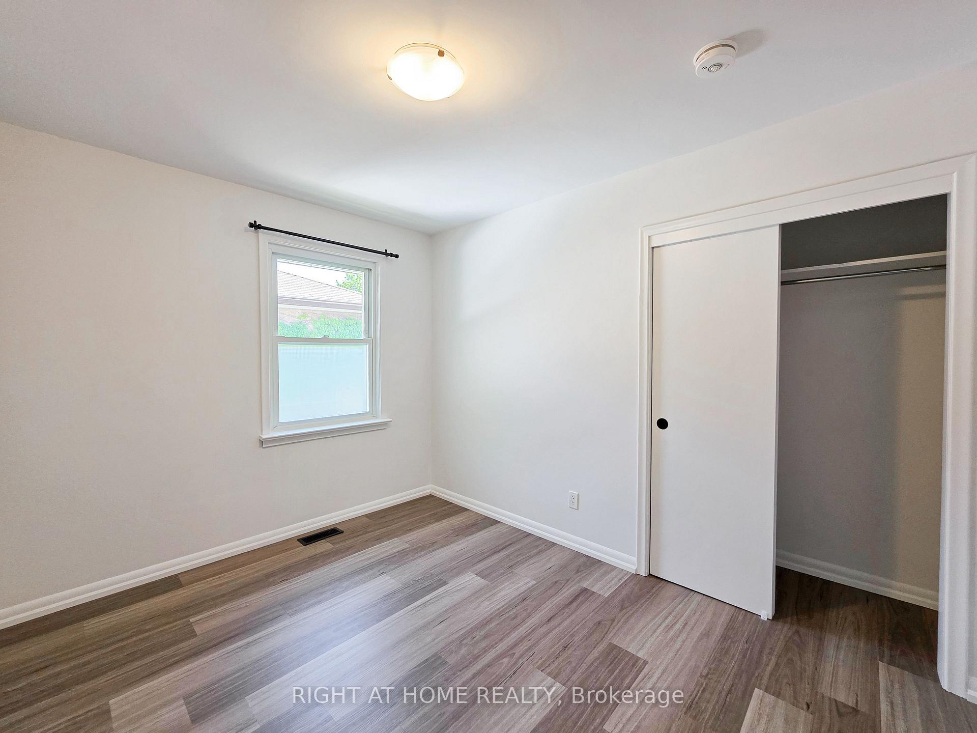 Photo 20 of Unit Upper, 323 Marion Avenue, Oshawa, McLaughlin — HOMEH