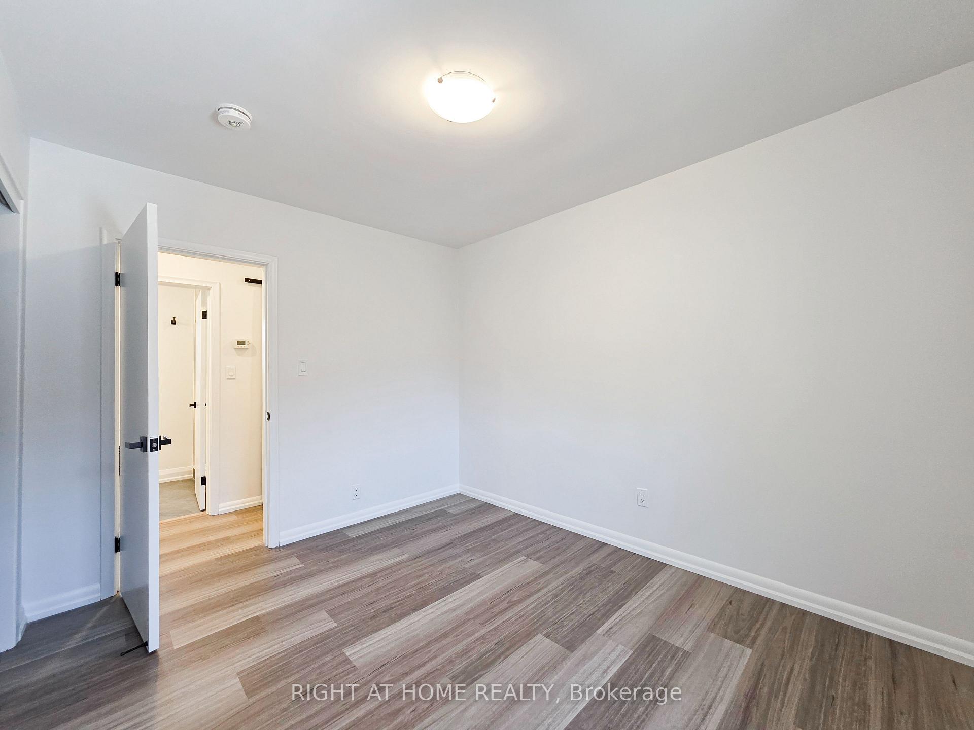 Photo 22 of Unit Upper, 323 Marion Avenue, Oshawa, McLaughlin — HOMEH