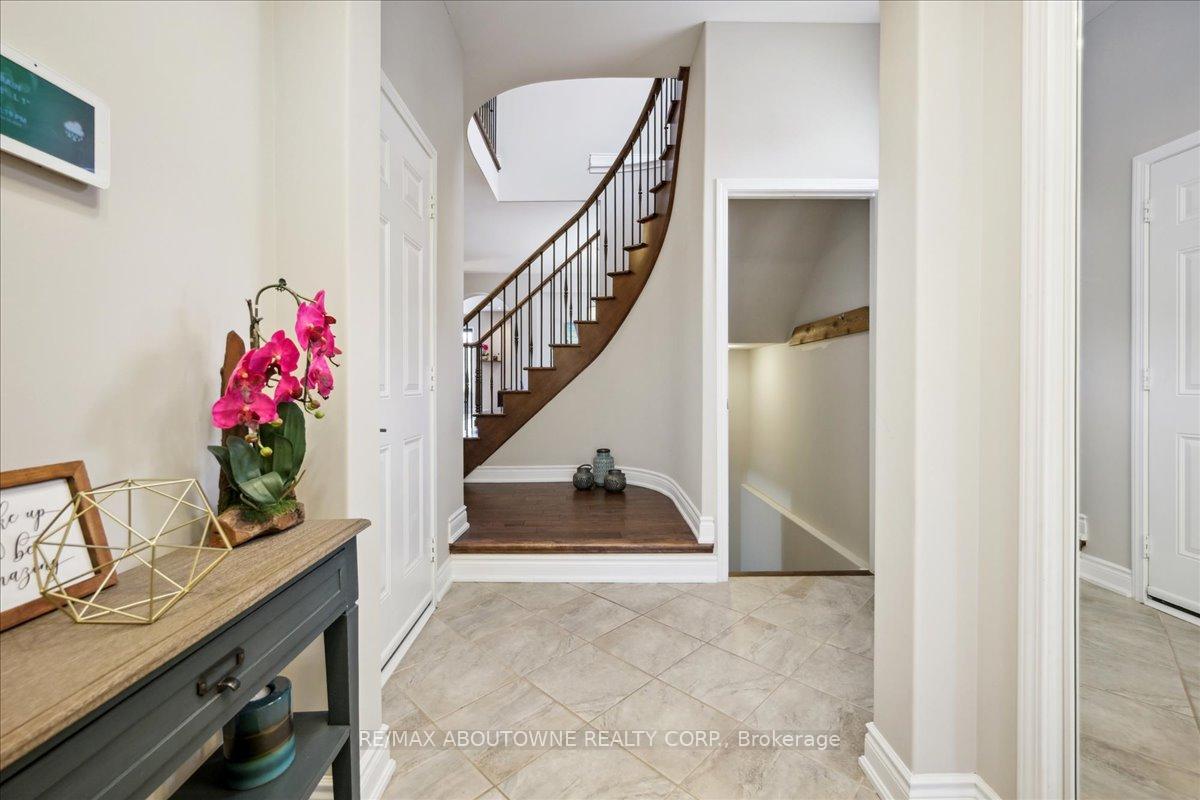 Photo 4 of 407 Wettlaufer Terrace, Milton, Scott — HOMEH