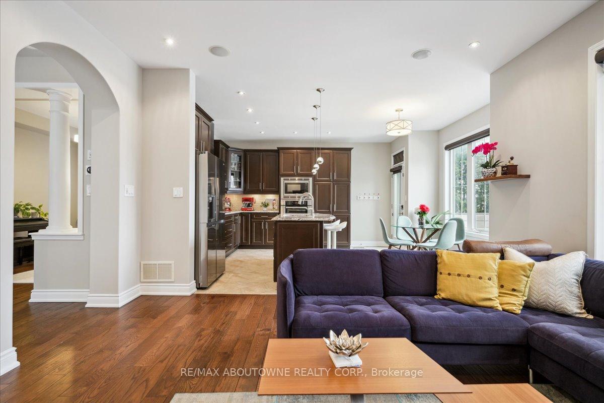 Photo 10 of 407 Wettlaufer Terrace, Milton, Scott — HOMEH