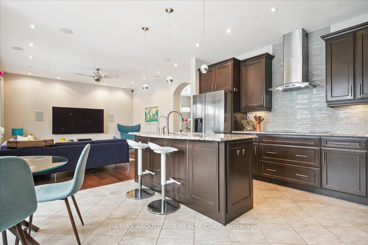 Photo 14 of 407 Wettlaufer Terrace, Milton, Scott — HOMEH