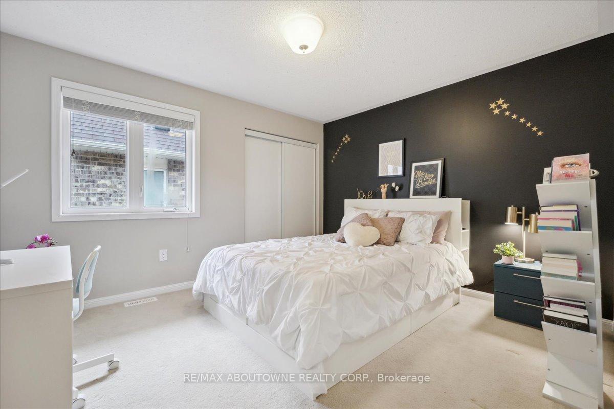 Photo 20 of 407 Wettlaufer Terrace, Milton, Scott — HOMEH