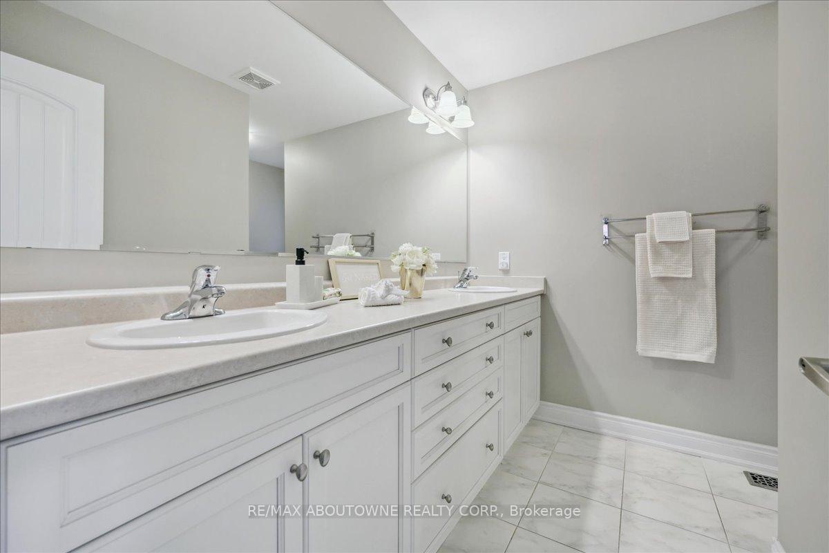 Photo 21 of 407 Wettlaufer Terrace, Milton, Scott — HOMEH