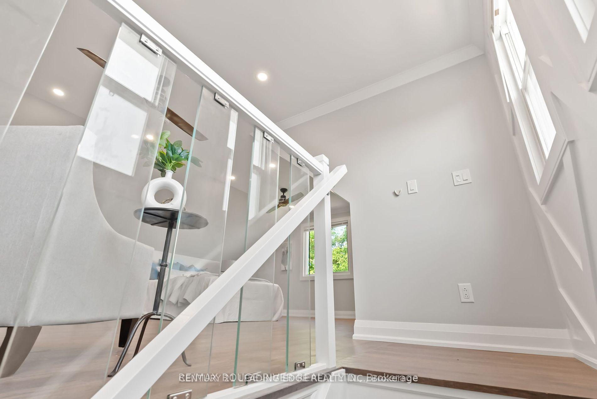 Photo 18 of 127 Ritson Road S, Oshawa, Central — HOMEH