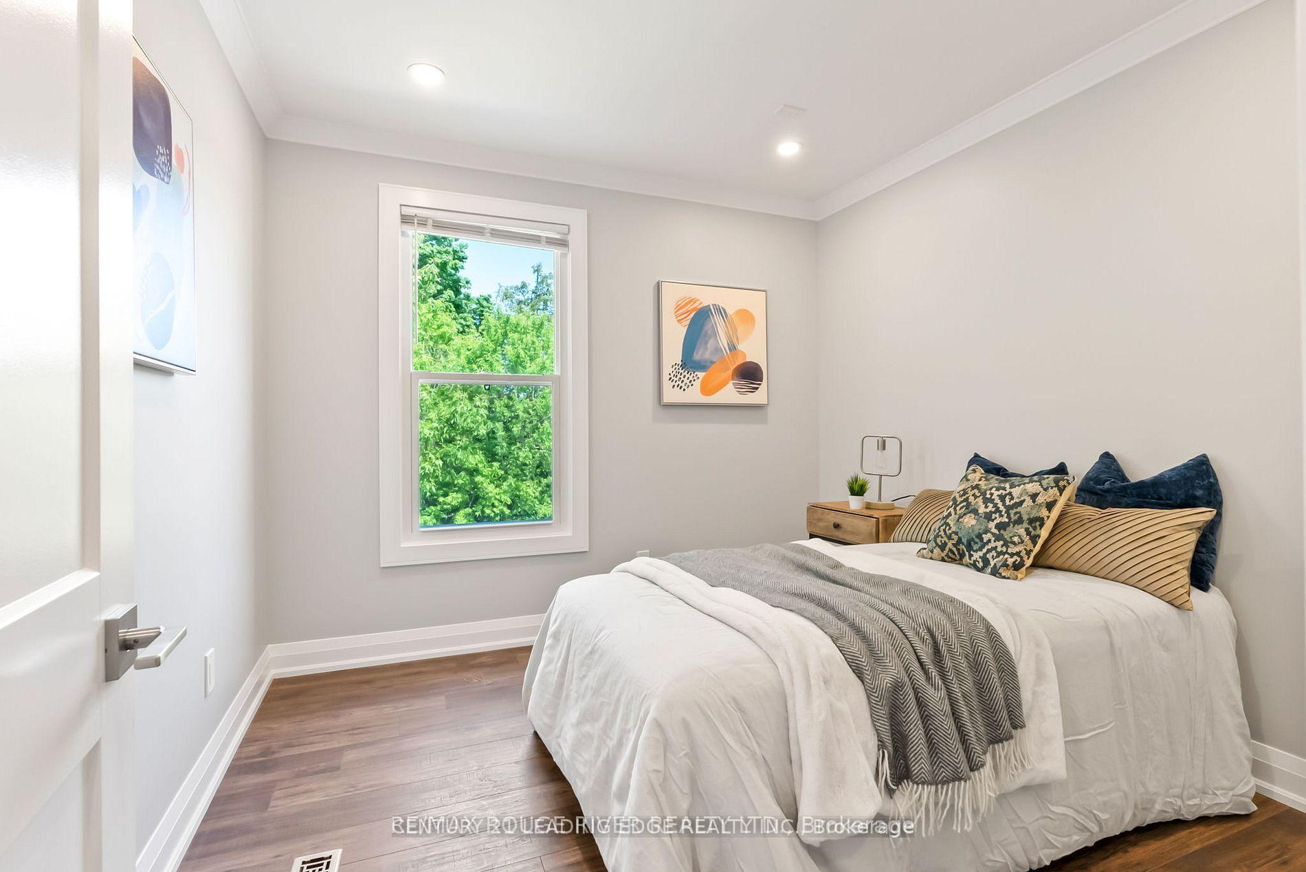 Photo 30 of 127 Ritson Road S, Oshawa, Central — HOMEH