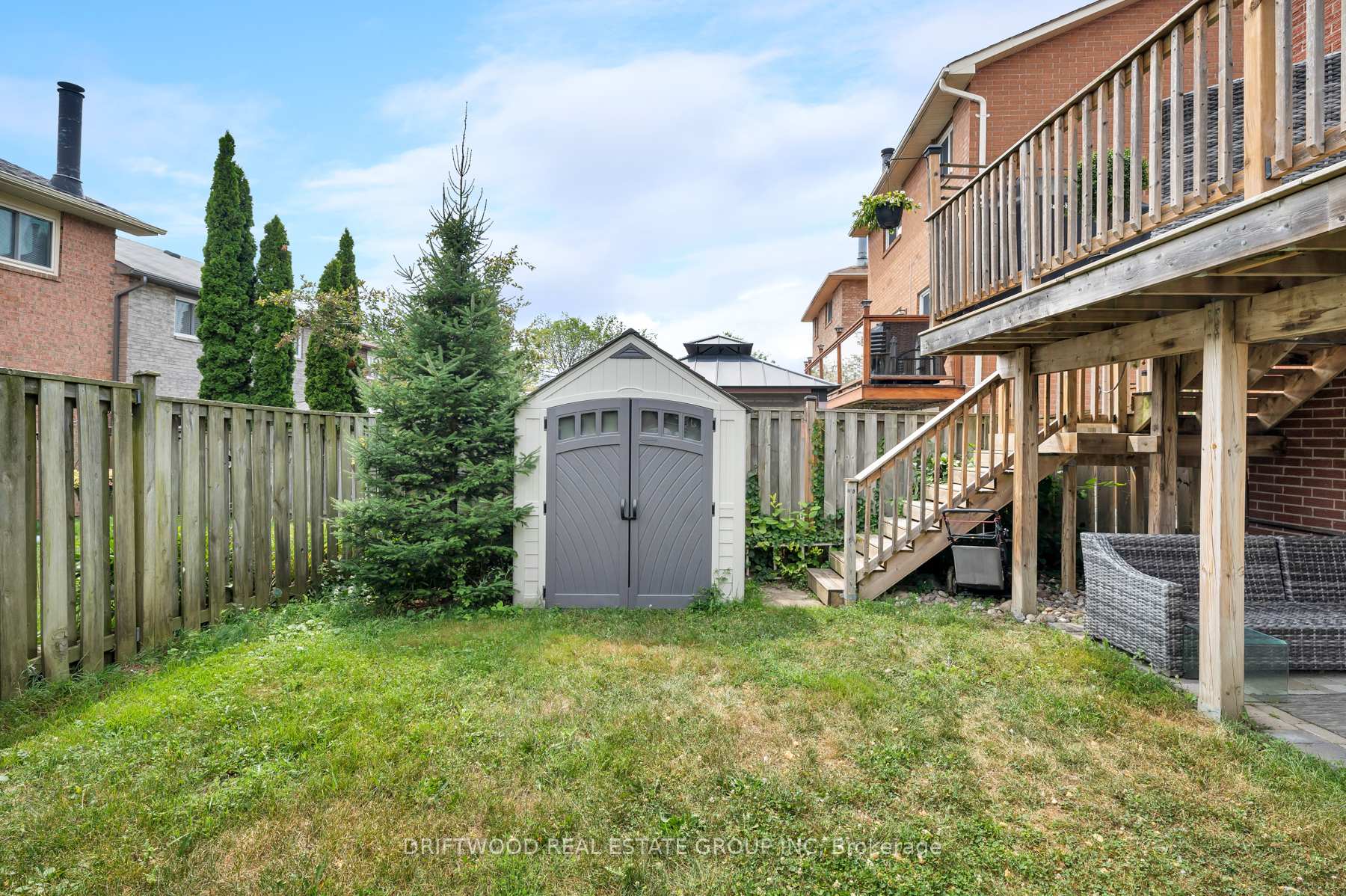 Photo 1 of 515 Norfolk Square, Pickering, Amberlea — HOMEH