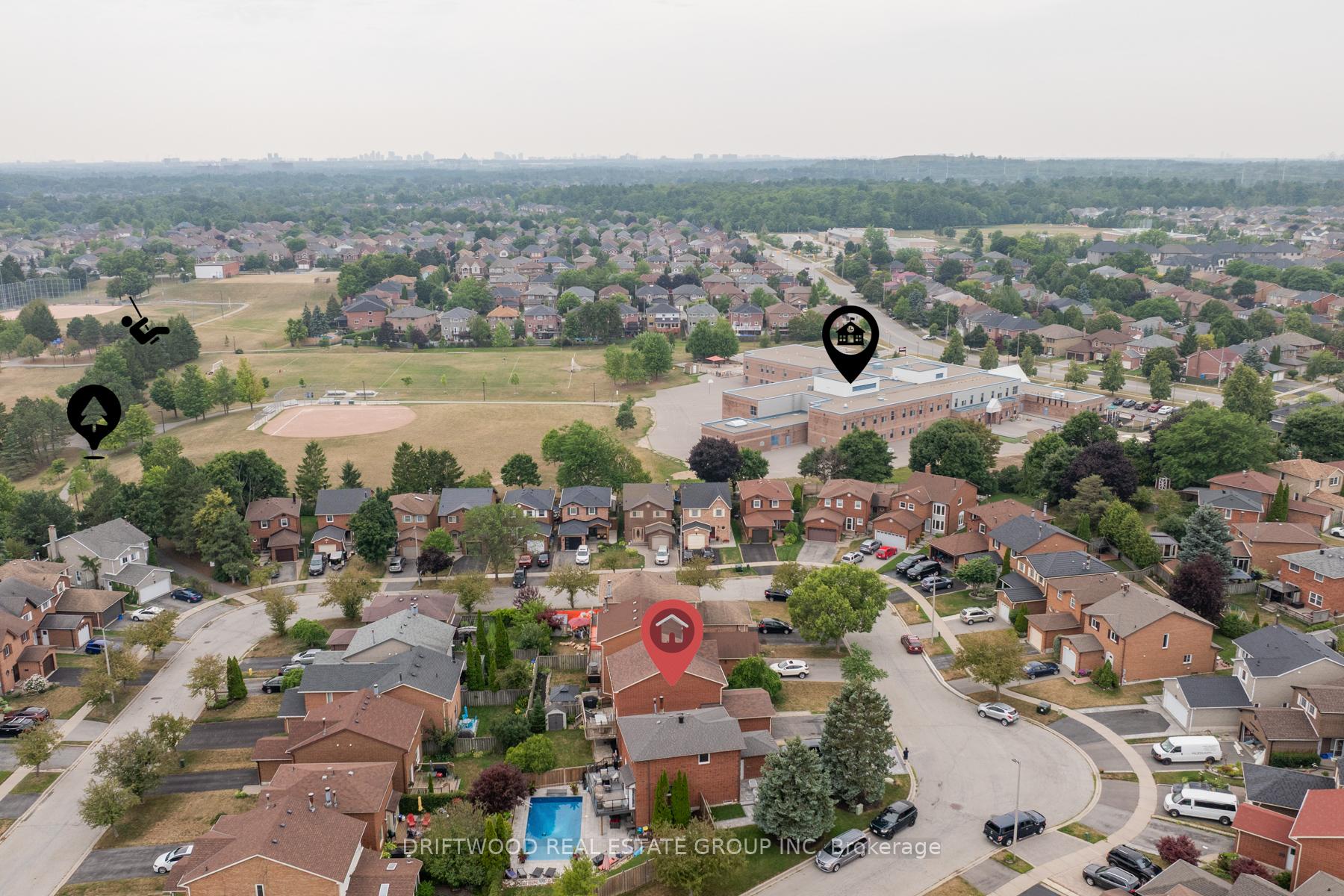 Photo 9 of 515 Norfolk Square, Pickering, Amberlea — HOMEH