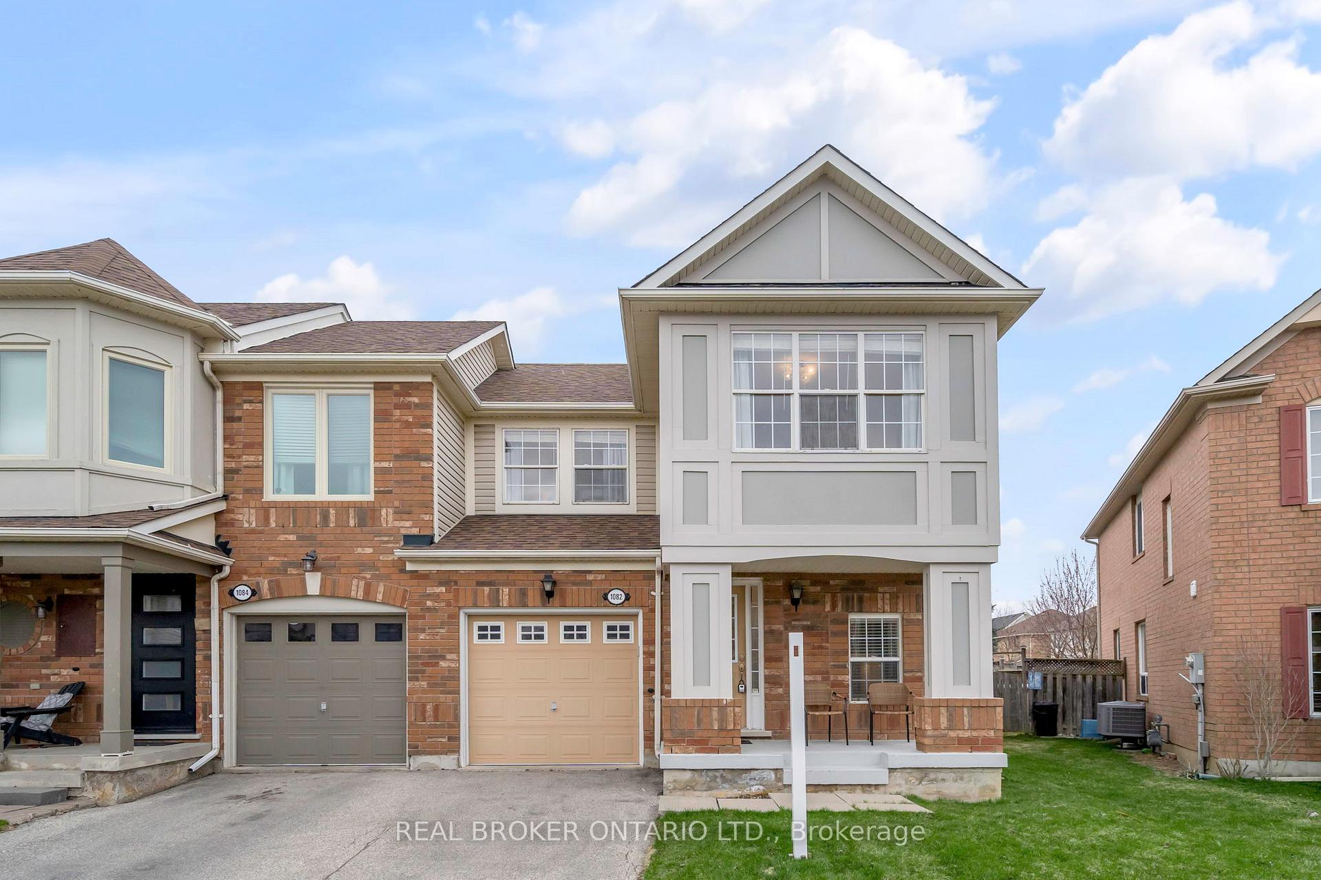 Photo 1 of 1082 Barclay Circle, Milton, Beaty — HOMEH