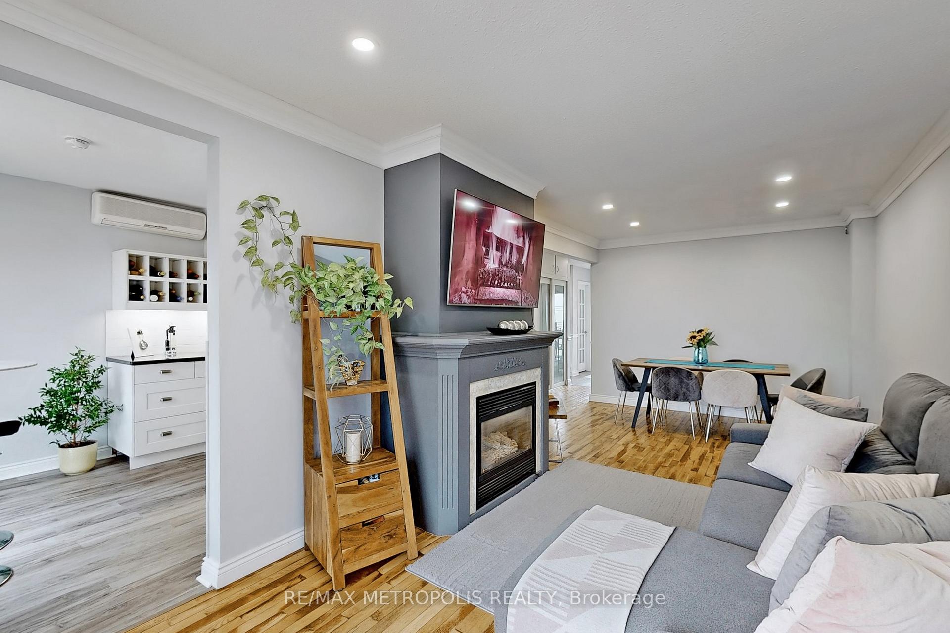Photo 13 of 5 Thomas Street, Oshawa, Lakeview — HOMEH