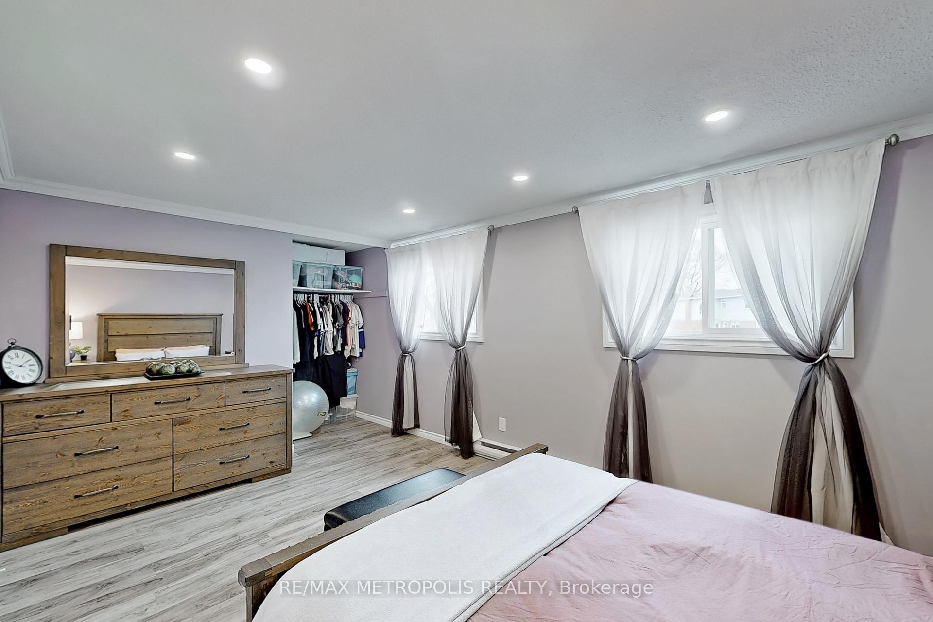 Photo 21 of 5 Thomas Street, Oshawa, Lakeview — HOMEH